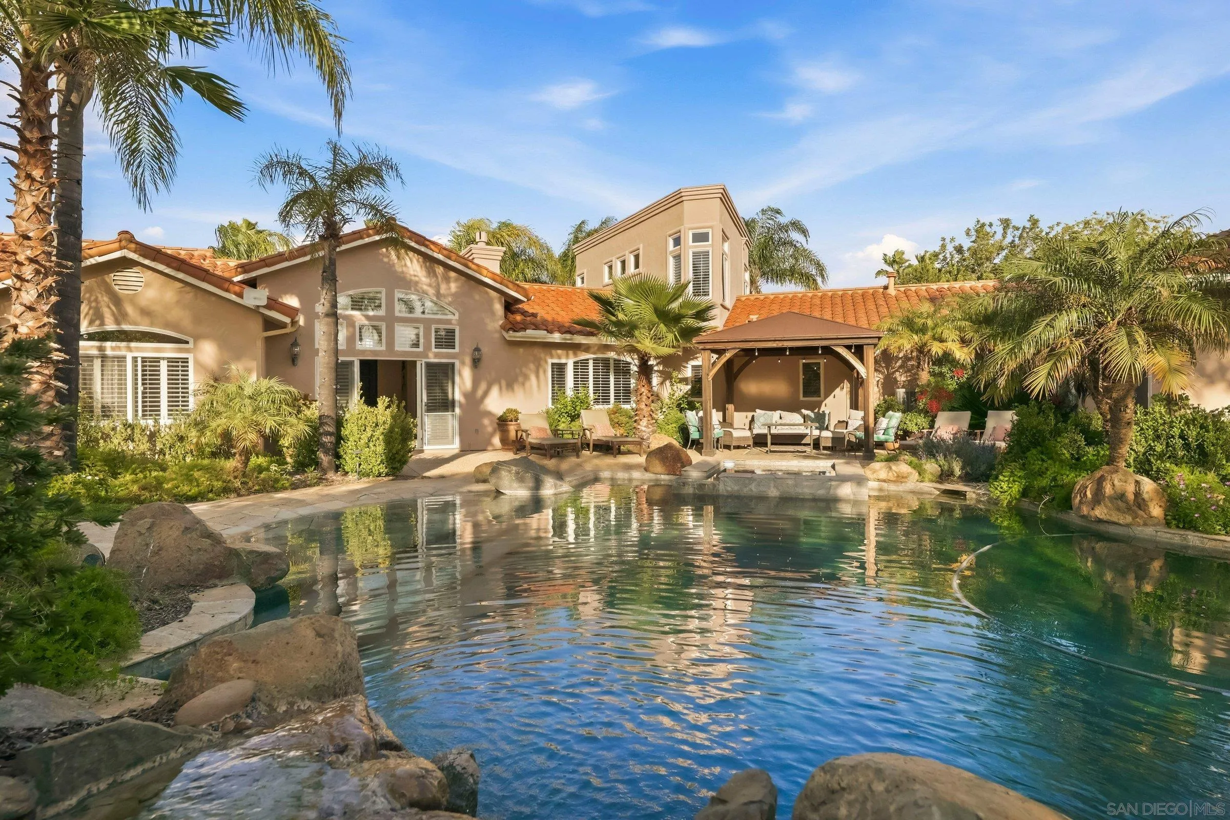 https://cdn.realtyfeed.com/cdn/127/260005282/90c5df1a5162fc0829281313c80ac1a3.webp