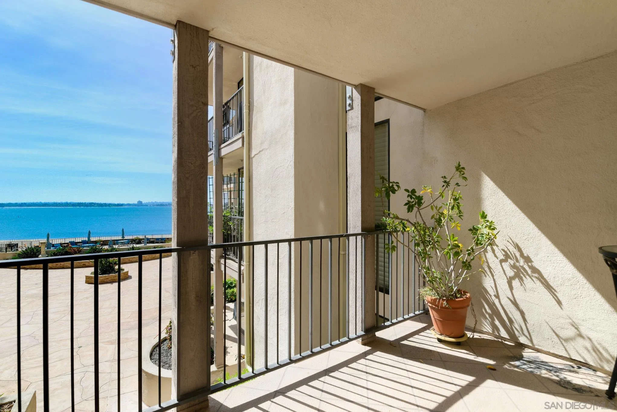 https://cdn.realtyfeed.com/cdn/127/260005284/1b80e58016fcd7af84c2664c016124dc.webp
