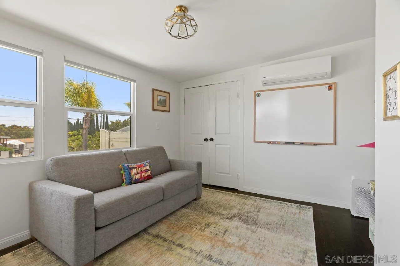 https://cdn.realtyfeed.com/cdn/127/260005292/9c8e86204b12def21e4558576bce2c87.webp