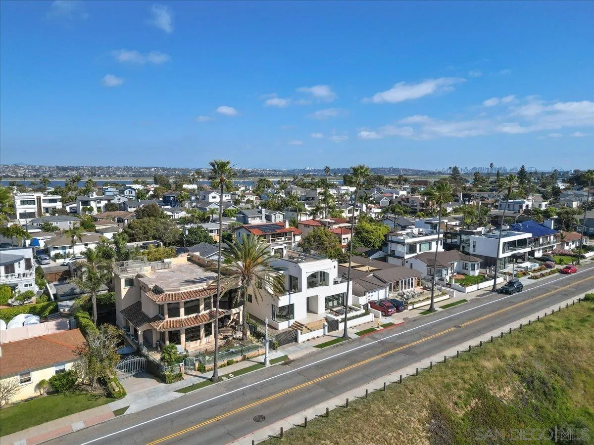 https://cdn.realtyfeed.com/cdn/127/260005293/0980681092a696718579eff881edddc8.webp