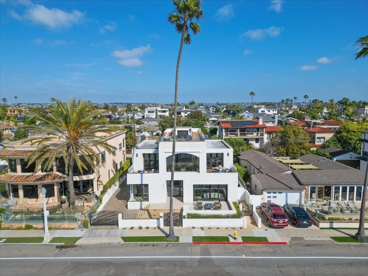 https://cdn.realtyfeed.com/cdn/127/260005293/36ee78edfdfa5123f2202aaeba7ad2b6.webp