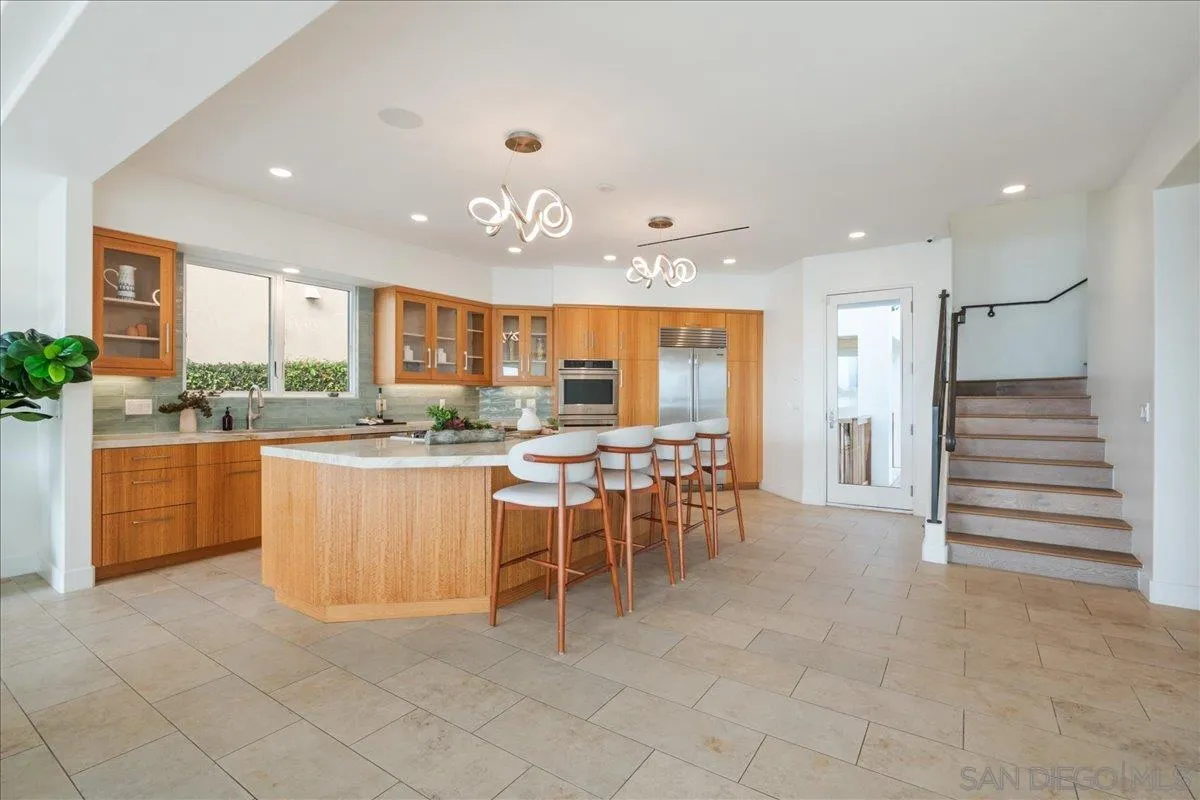 https://cdn.realtyfeed.com/cdn/127/260005293/385ec3278a9da142c2fcea41e88e2ed7.webp