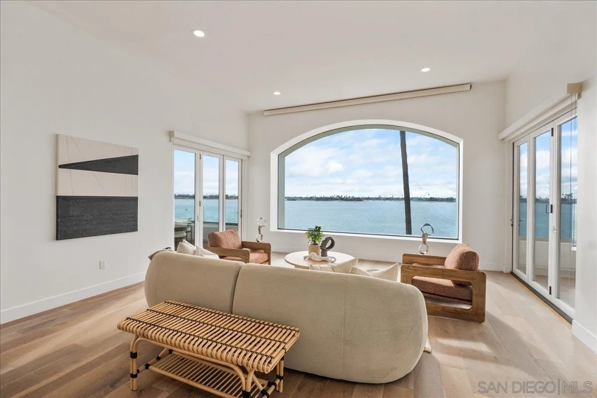 https://cdn.realtyfeed.com/cdn/127/260005293/88e234f381b974b060bcbf2e1821867a.webp