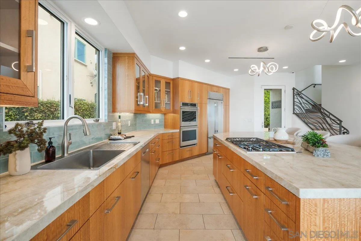 https://cdn.realtyfeed.com/cdn/127/260005293/abf23e8c75c809475234d1feb078b63f.webp
