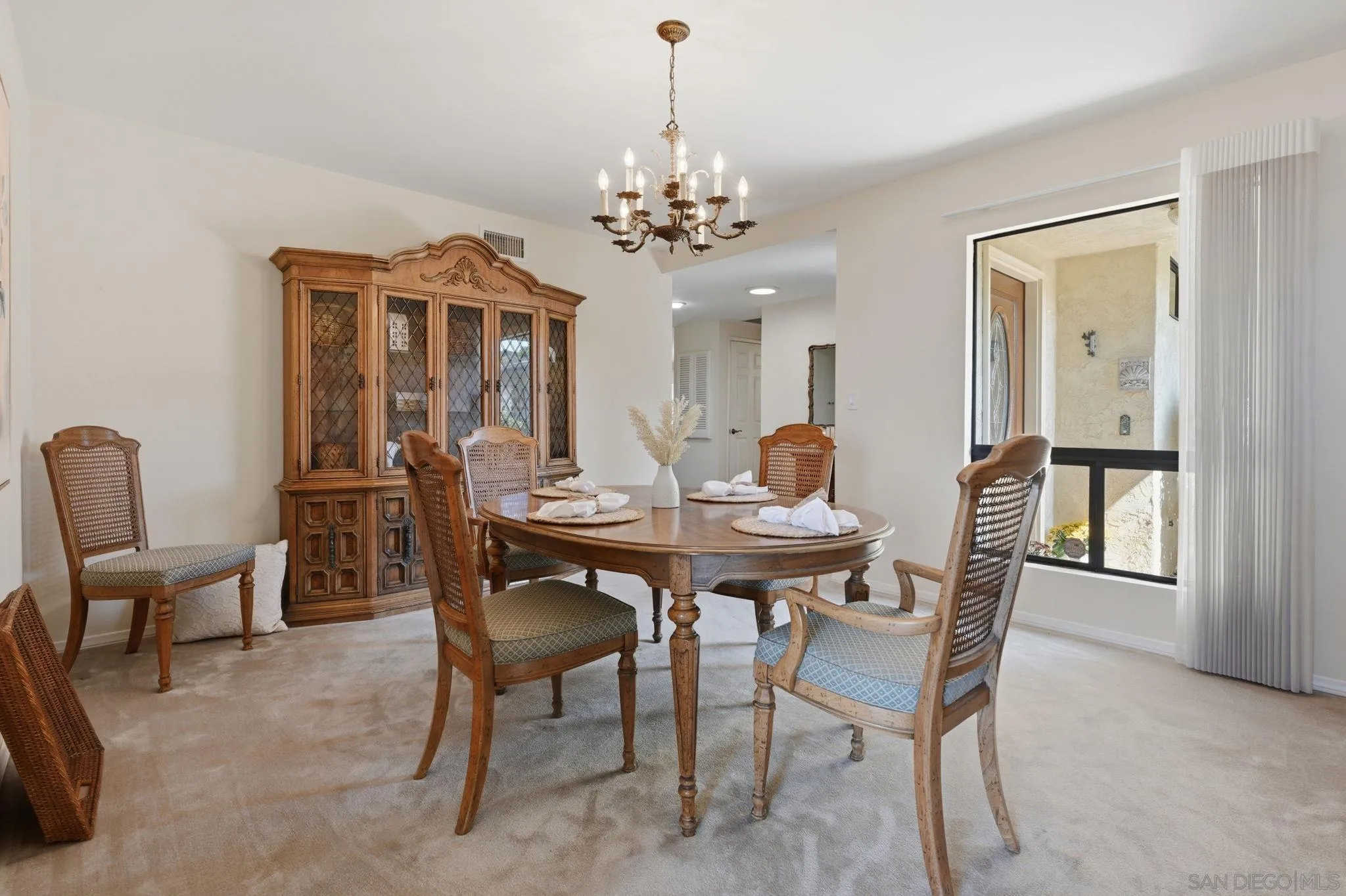 https://cdn.realtyfeed.com/cdn/127/260005298/0c07003d11c55341c66eec8f975b1fe9.webp