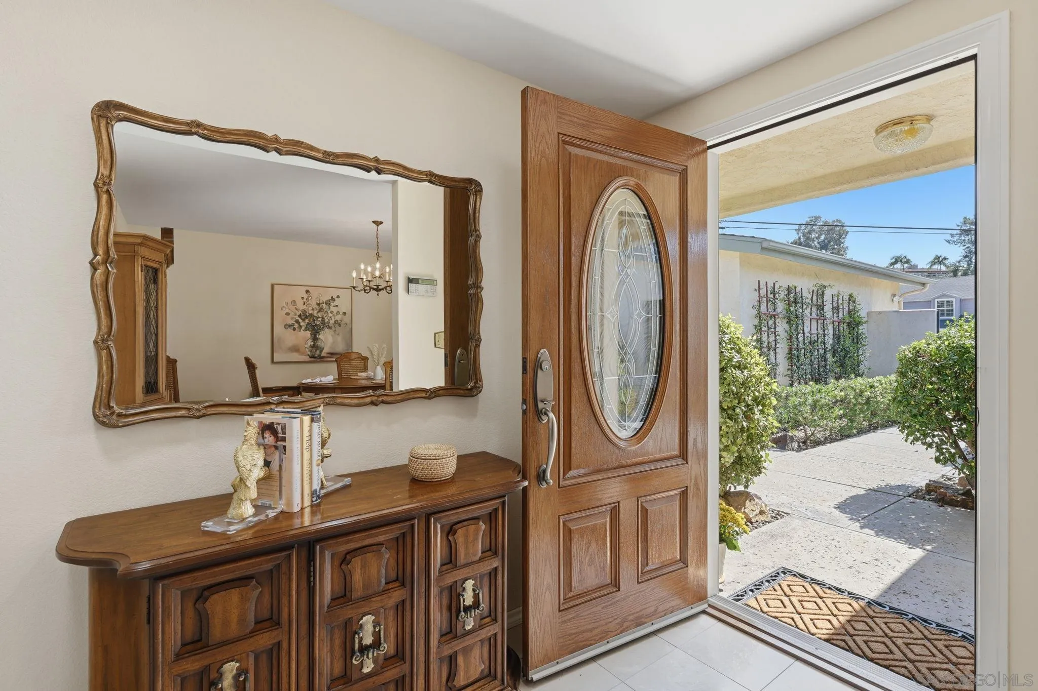 https://cdn.realtyfeed.com/cdn/127/260005298/17fc6241343708cdfbafc0b7c2924591.webp