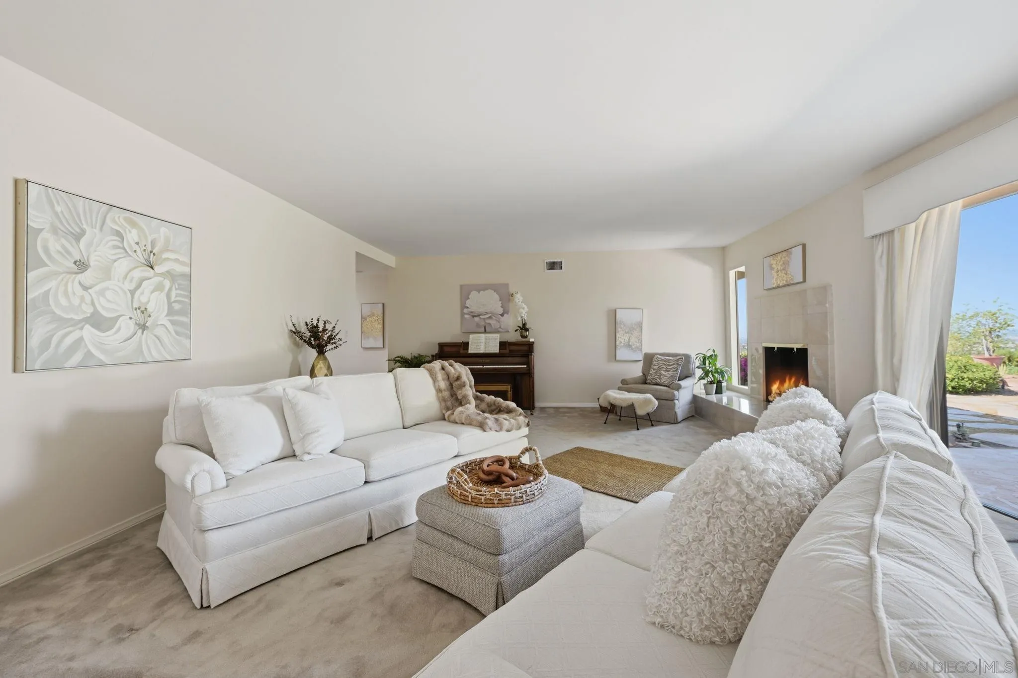 https://cdn.realtyfeed.com/cdn/127/260005298/661d9fdf413d998d75df3a213d0c0210.webp