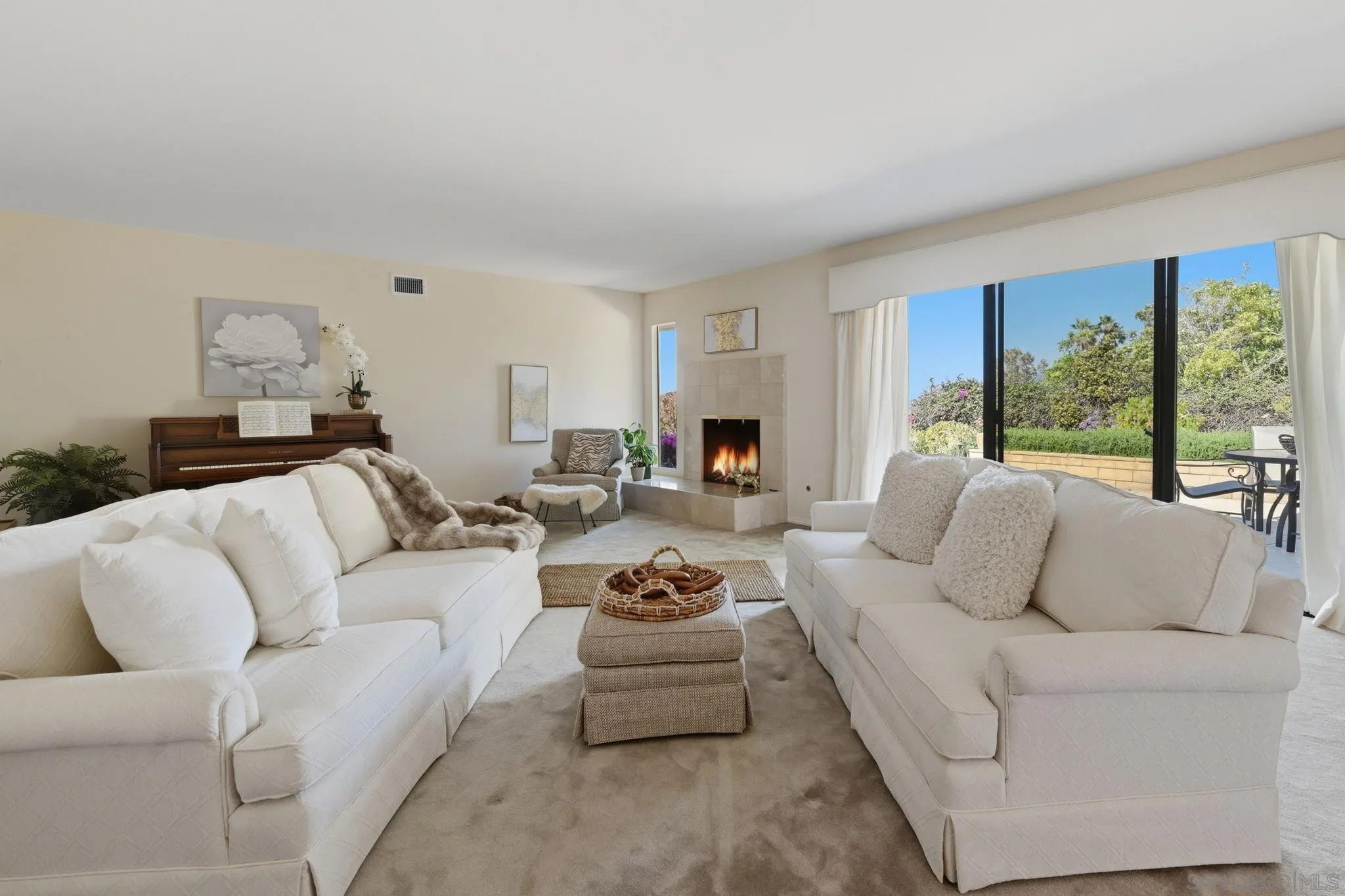 https://cdn.realtyfeed.com/cdn/127/260005298/8353368c005e76f76c342b9feebb7124.webp