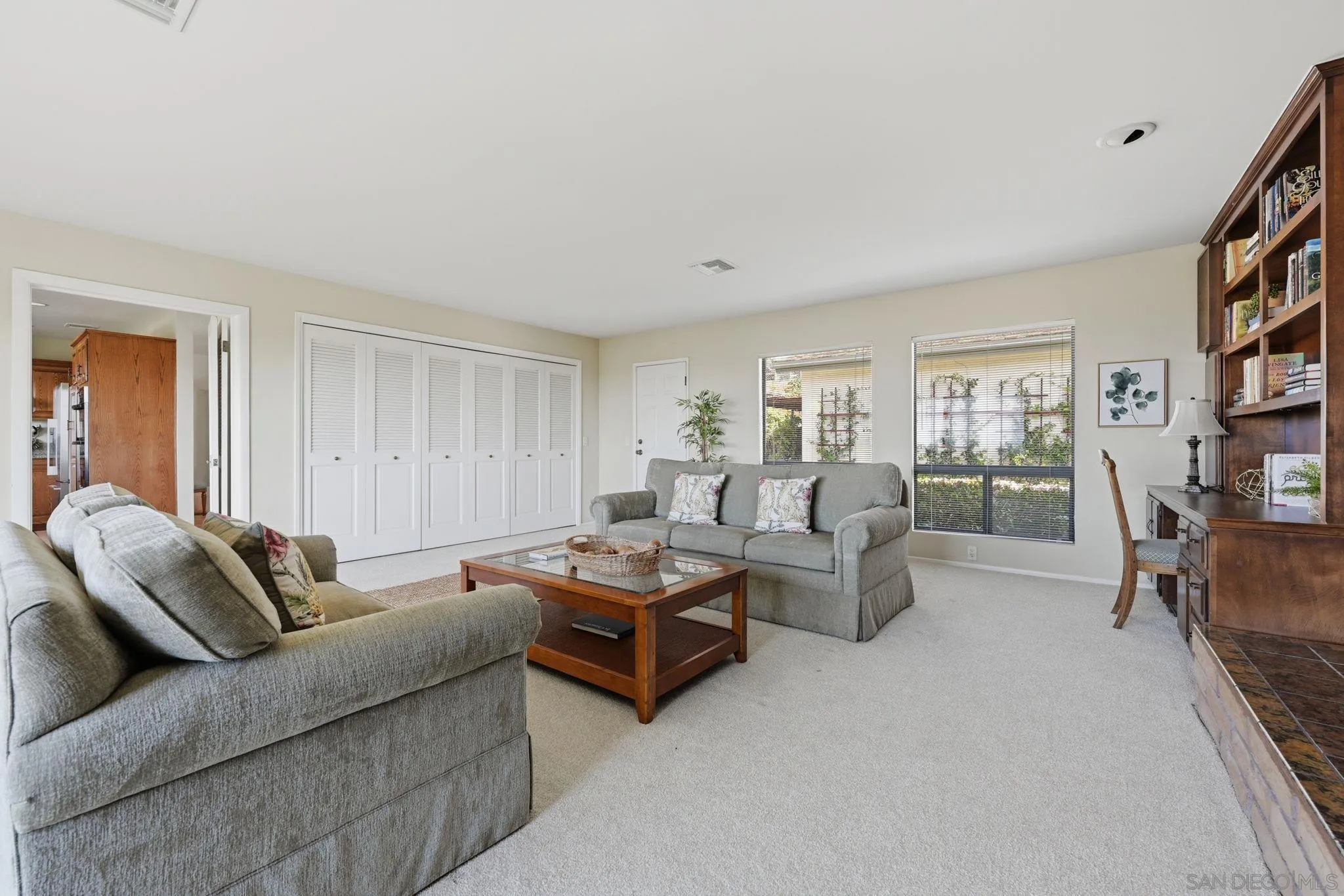 https://cdn.realtyfeed.com/cdn/127/260005298/a0dcd1088a7775b5f37a527520180e19.webp