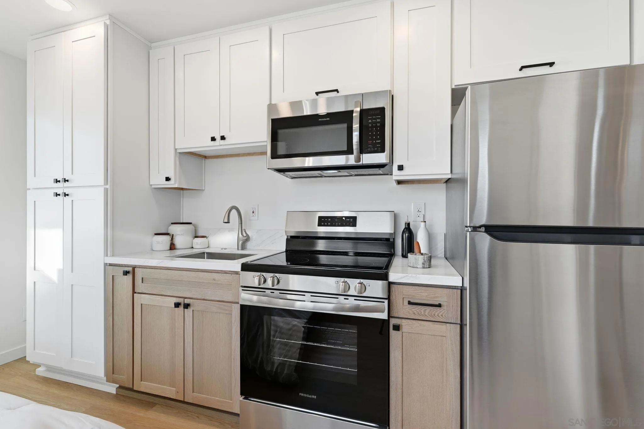 https://cdn.realtyfeed.com/cdn/127/260005299/9606cf9f172bf356cceb4a19feb5faf1.webp