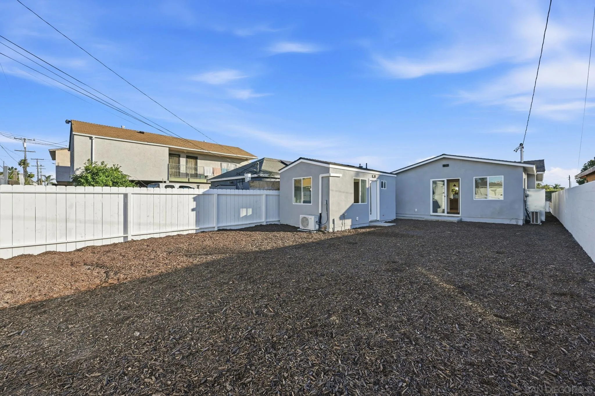 https://cdn.realtyfeed.com/cdn/127/260005299/f9105e038947661b0e71a6588914e4a1.webp