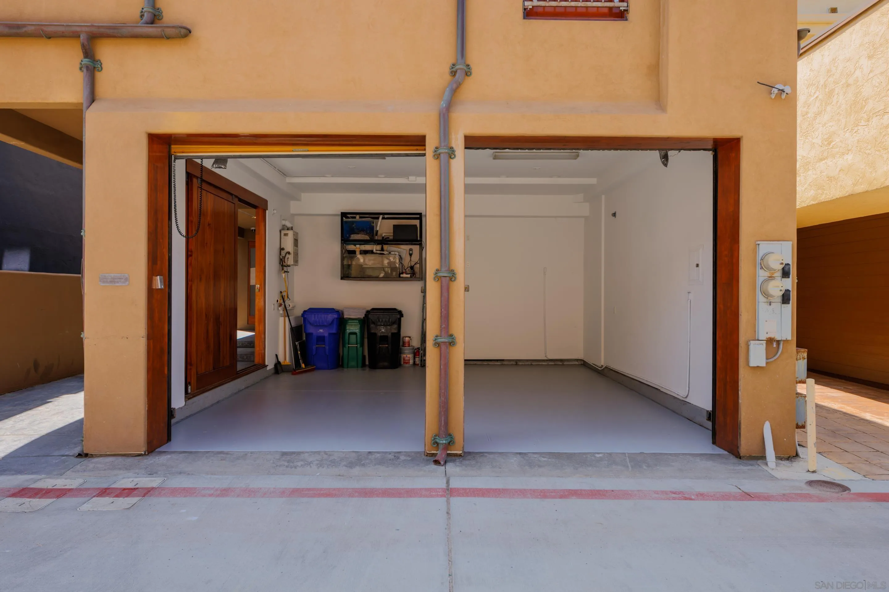 https://cdn.realtyfeed.com/cdn/127/260005303/fad13dec68f7998781cb1df1b33745a2.webp