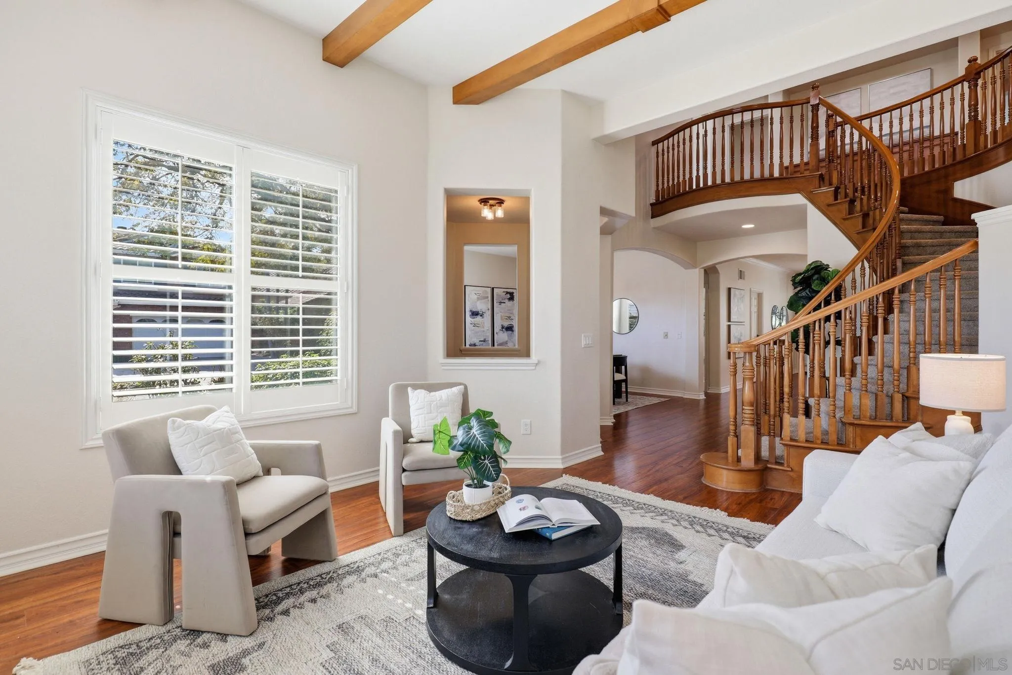 https://cdn.realtyfeed.com/cdn/127/260005305/b991f82075840f07dc560ace5bb8e515.webp