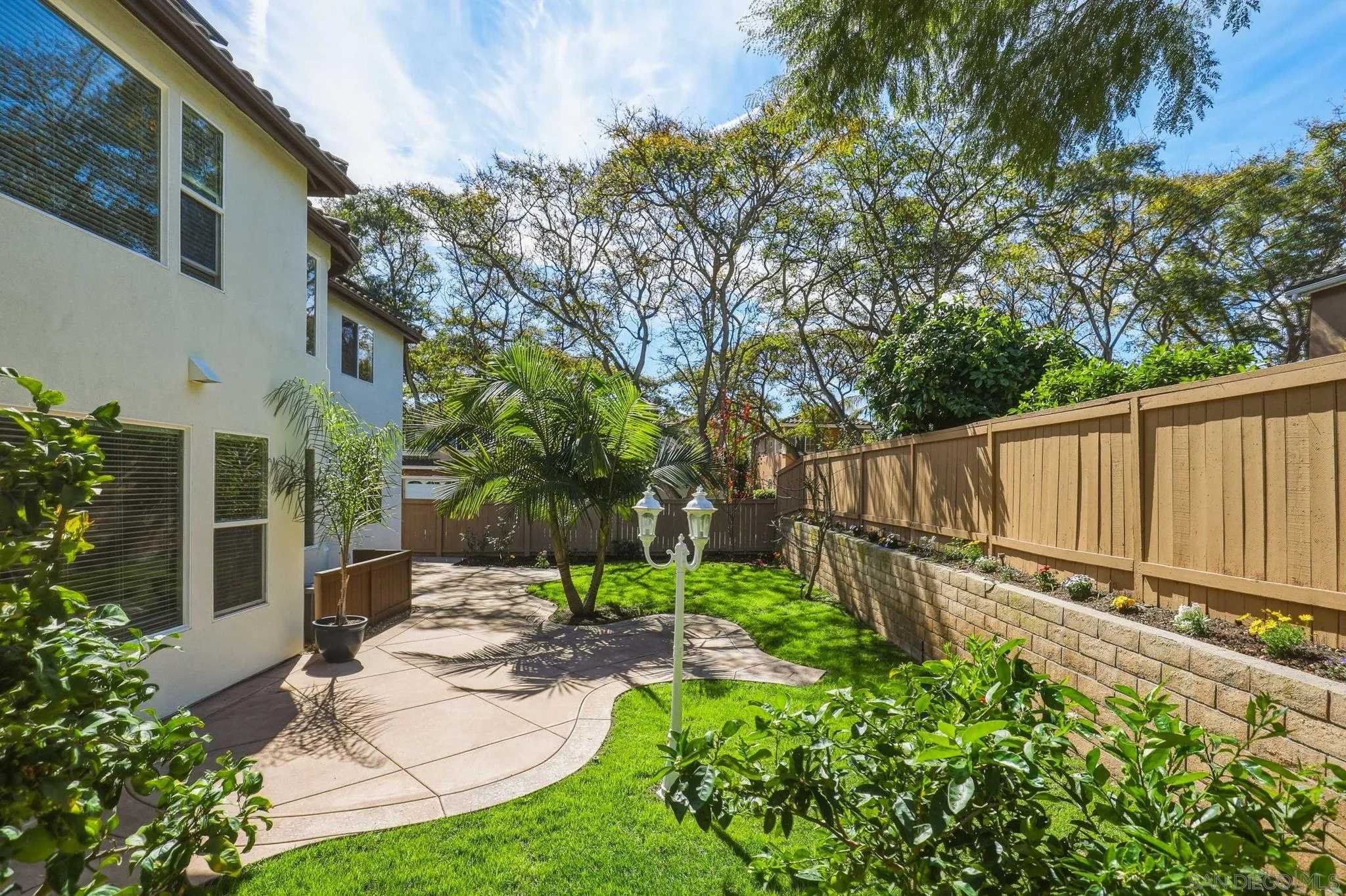 https://cdn.realtyfeed.com/cdn/127/260005305/df8c629d4f17c0d254c32072a82c085e.webp