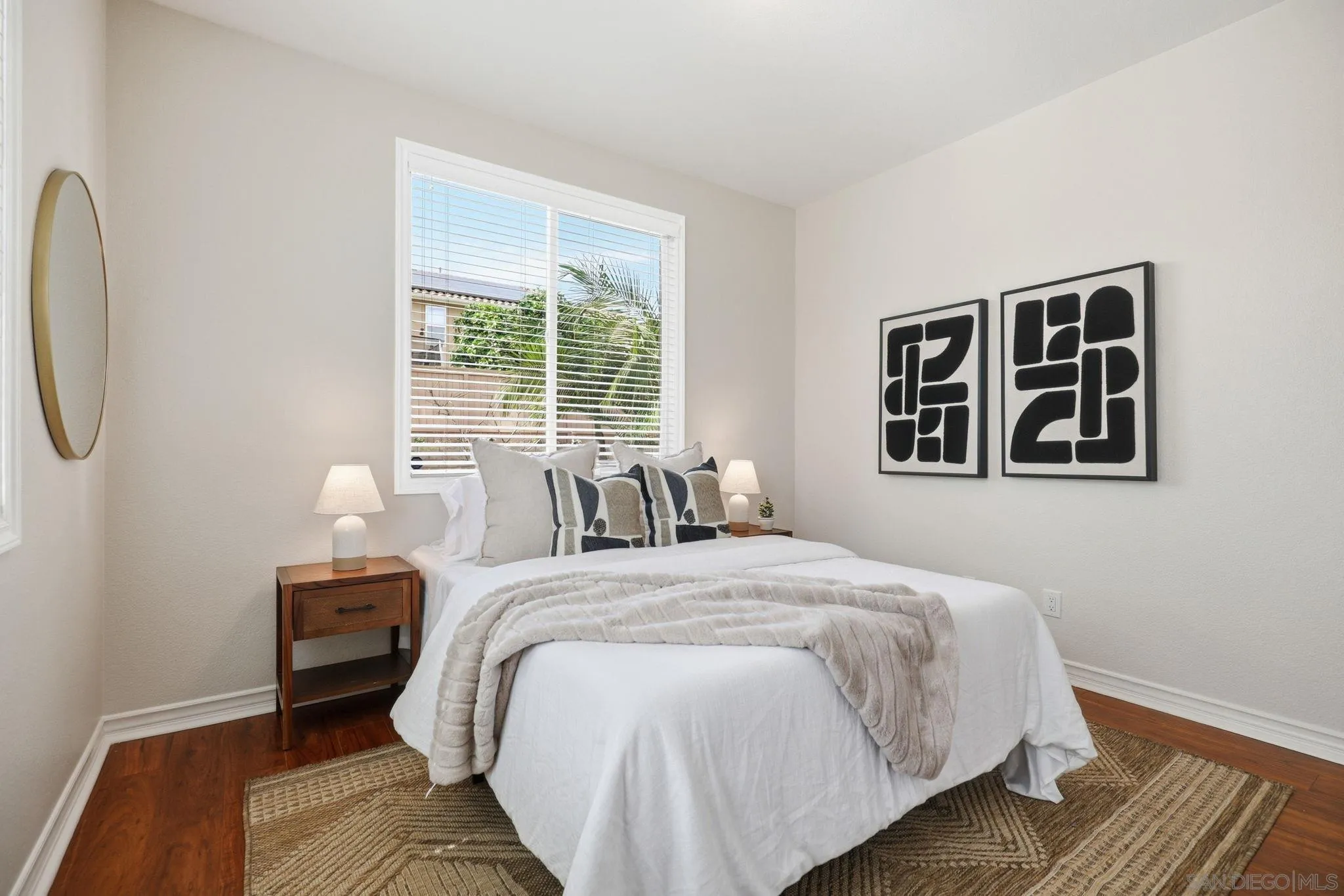 https://cdn.realtyfeed.com/cdn/127/260005305/e38bf7326ea662a353143c0eb2647940.webp