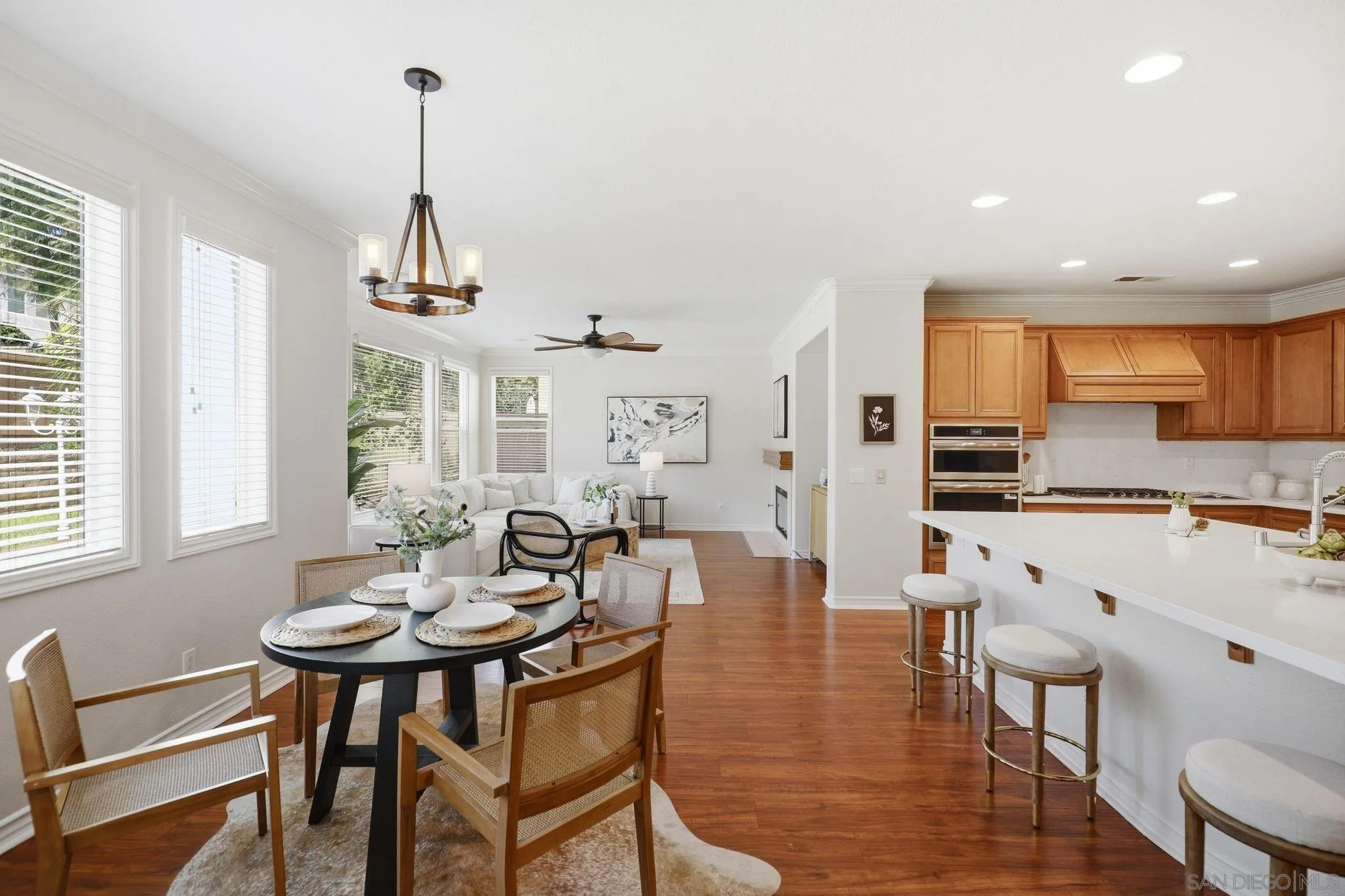https://cdn.realtyfeed.com/cdn/127/260005305/eb67ba06fe19e00698b098535094e7cb.webp