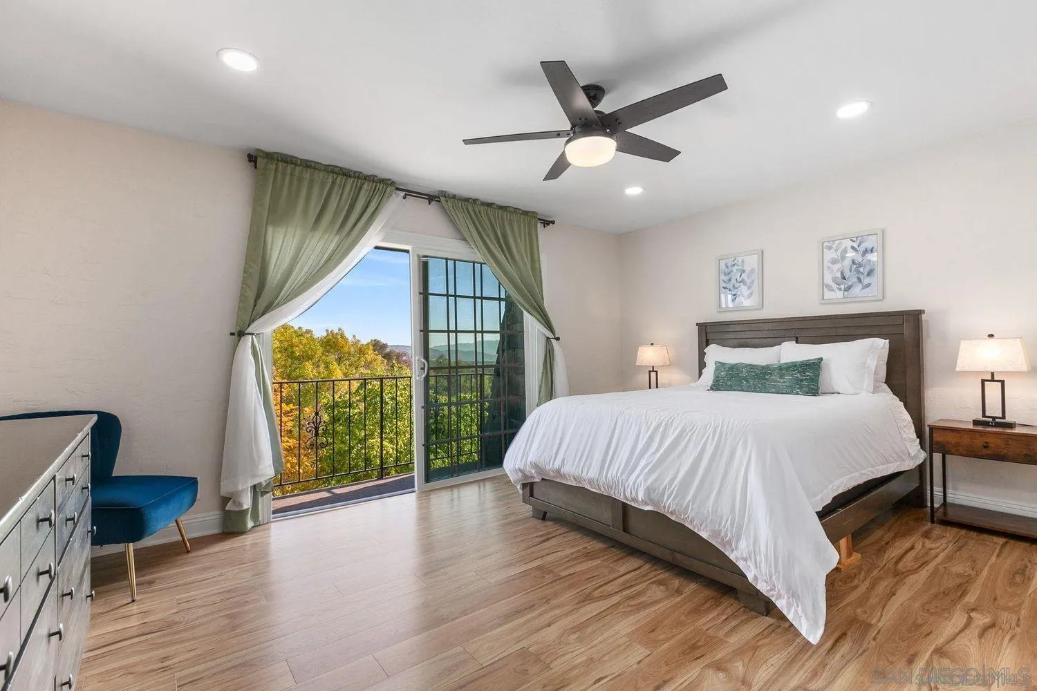 https://cdn.realtyfeed.com/cdn/127/260005307/76c3049e55fa3c28e5c236974941bac4.webp