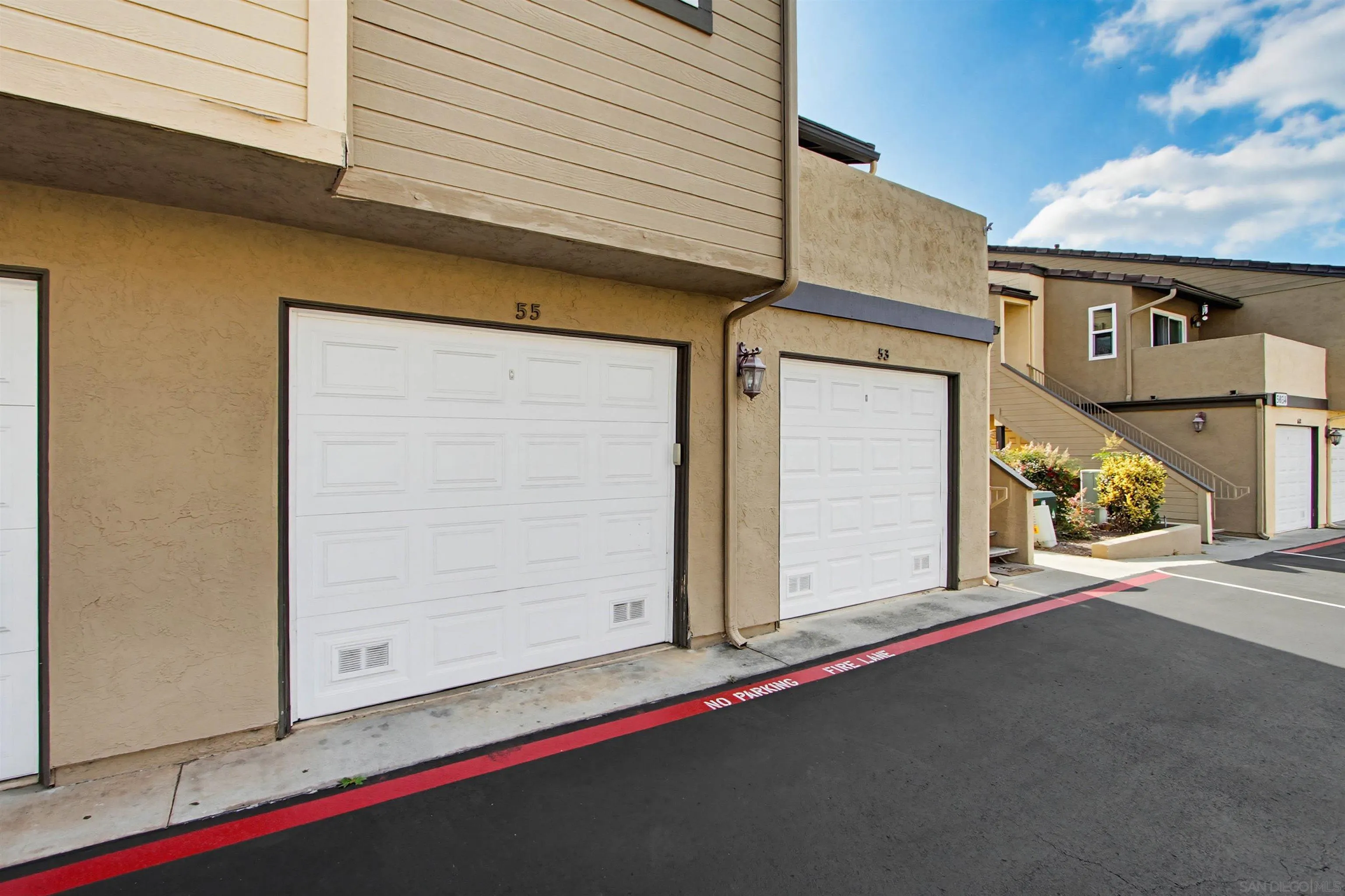 https://cdn.realtyfeed.com/cdn/127/260005308/191b650c592fbdf697e1df418046b903.webp