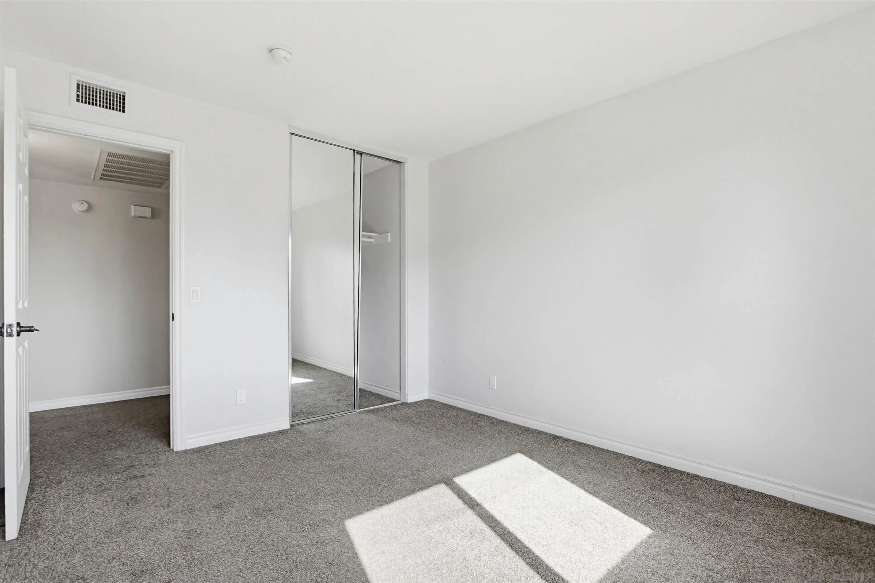 https://cdn.realtyfeed.com/cdn/127/260005308/a36c381dabe5fe05b99e0c4aa46e7258.webp