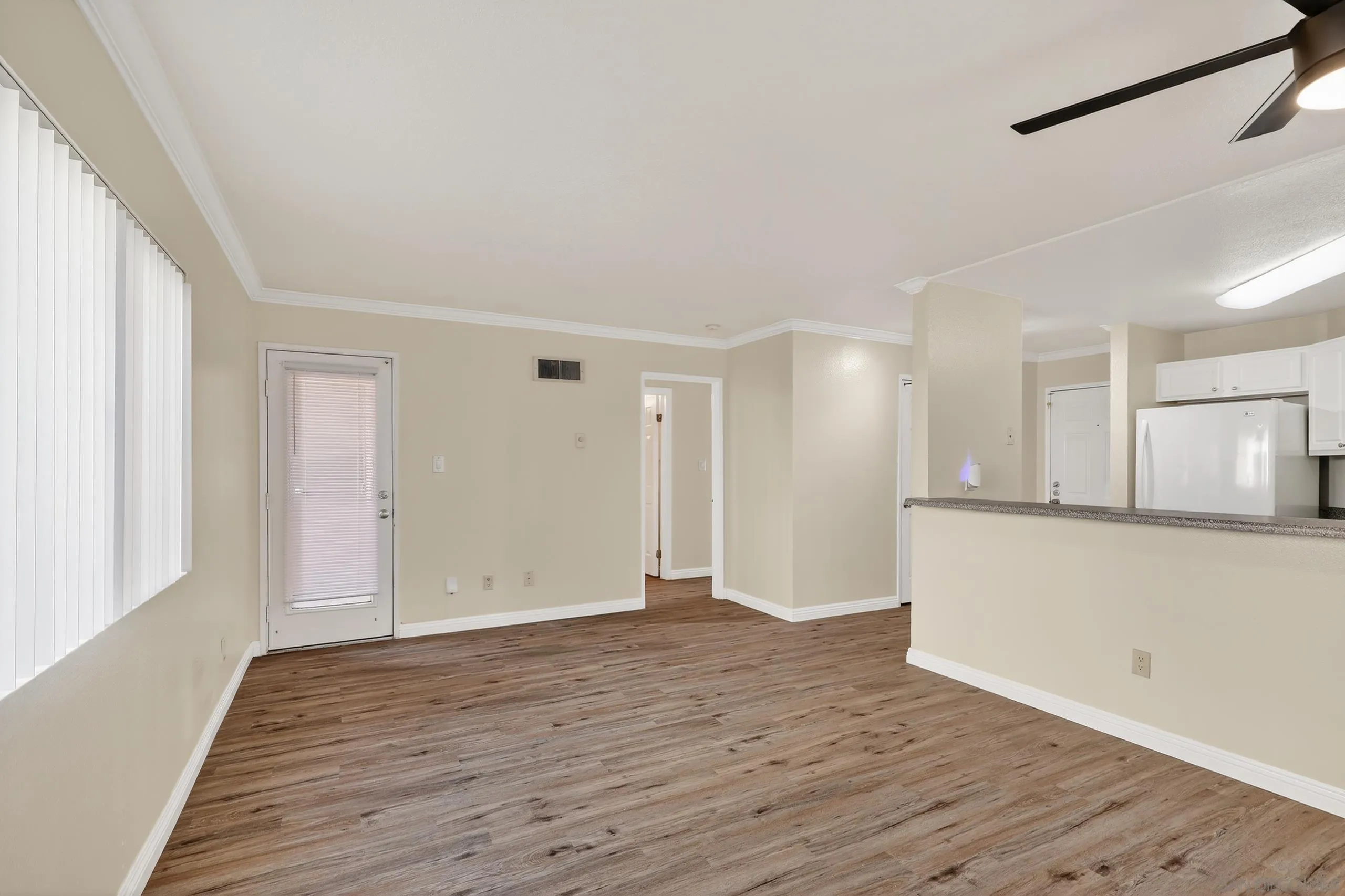 Photo #8: 260005309 Listing: Photo #8