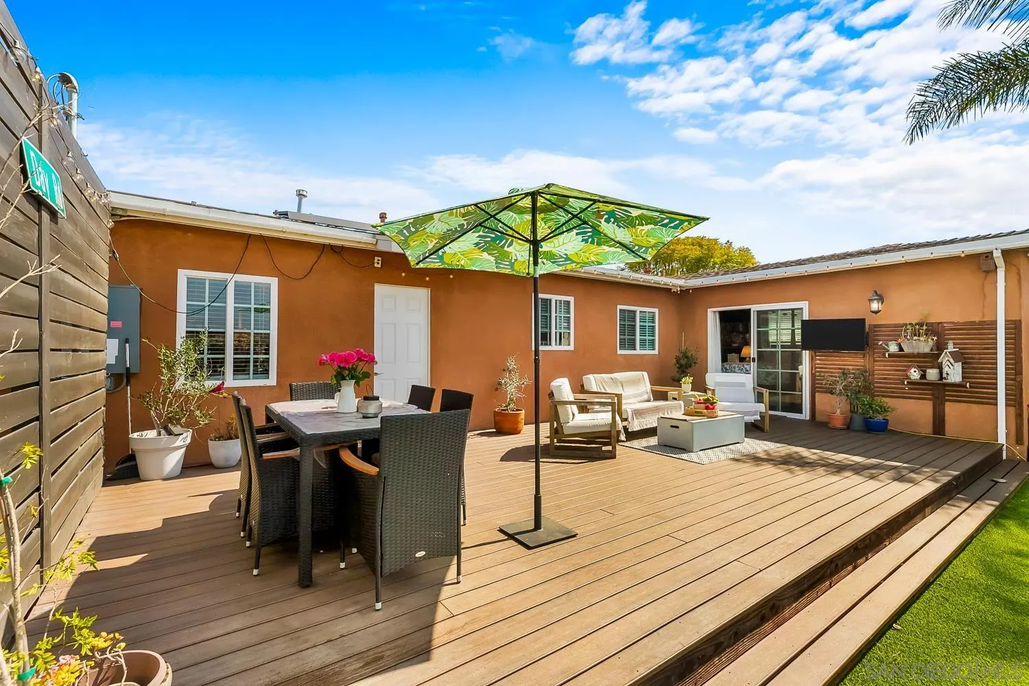https://cdn.realtyfeed.com/cdn/127/260005311/186828e73801e0d31d5206e452d5e476.webp