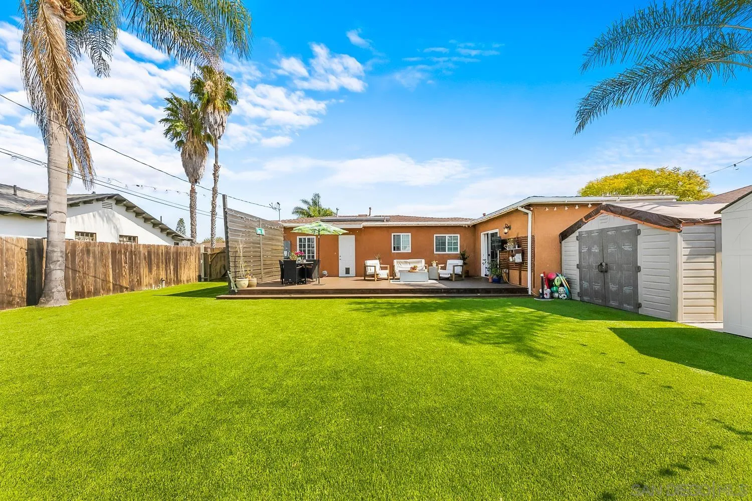 https://cdn.realtyfeed.com/cdn/127/260005311/c1848f5f4c9d526723b700abe3fae708.webp