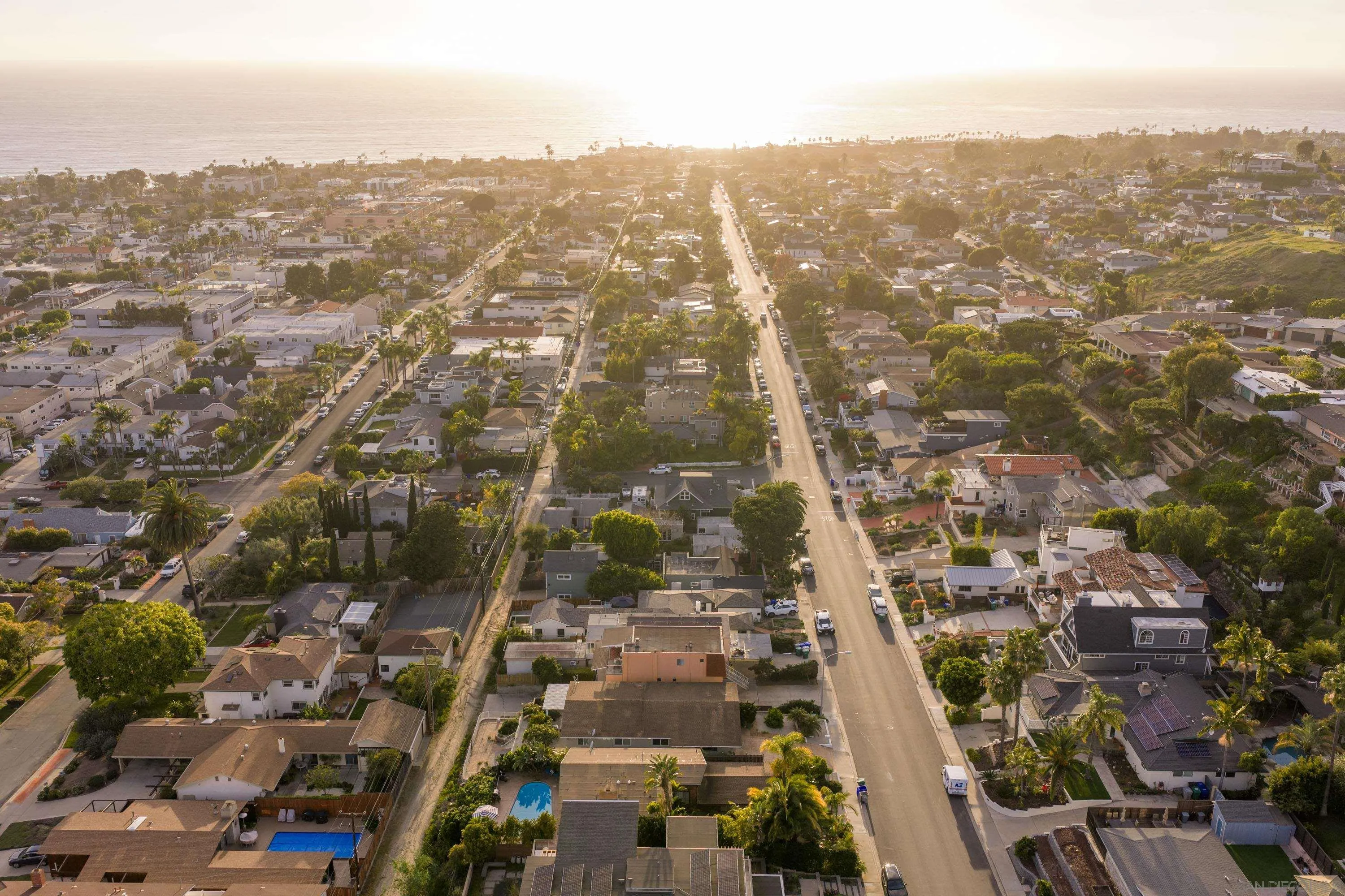 https://cdn.realtyfeed.com/cdn/127/260005312/1107140a5ecce08b5fe99536e9d9c491.webp