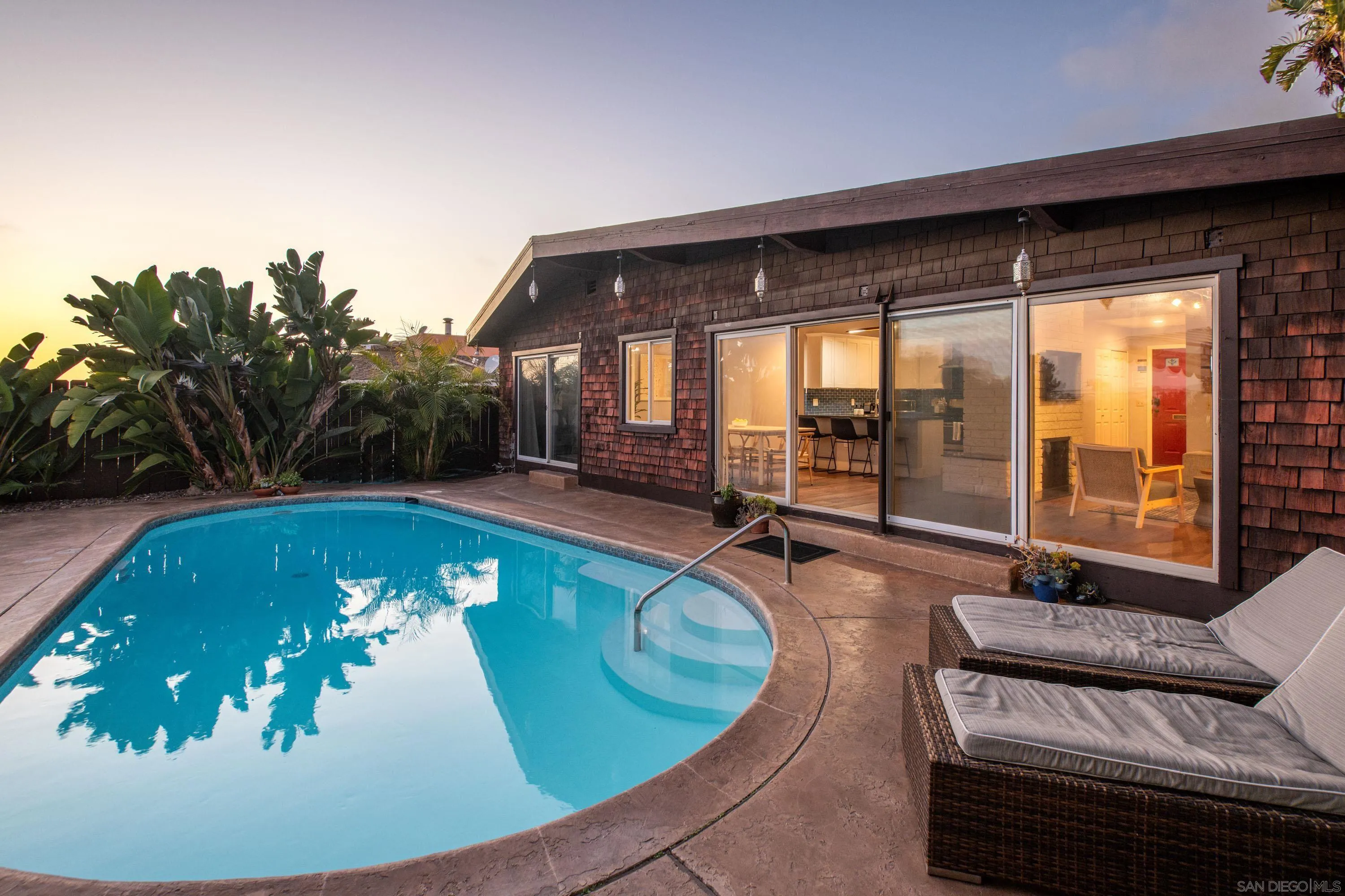 https://cdn.realtyfeed.com/cdn/127/260005312/3718a872999e2f328d0b93487427f693.webp
