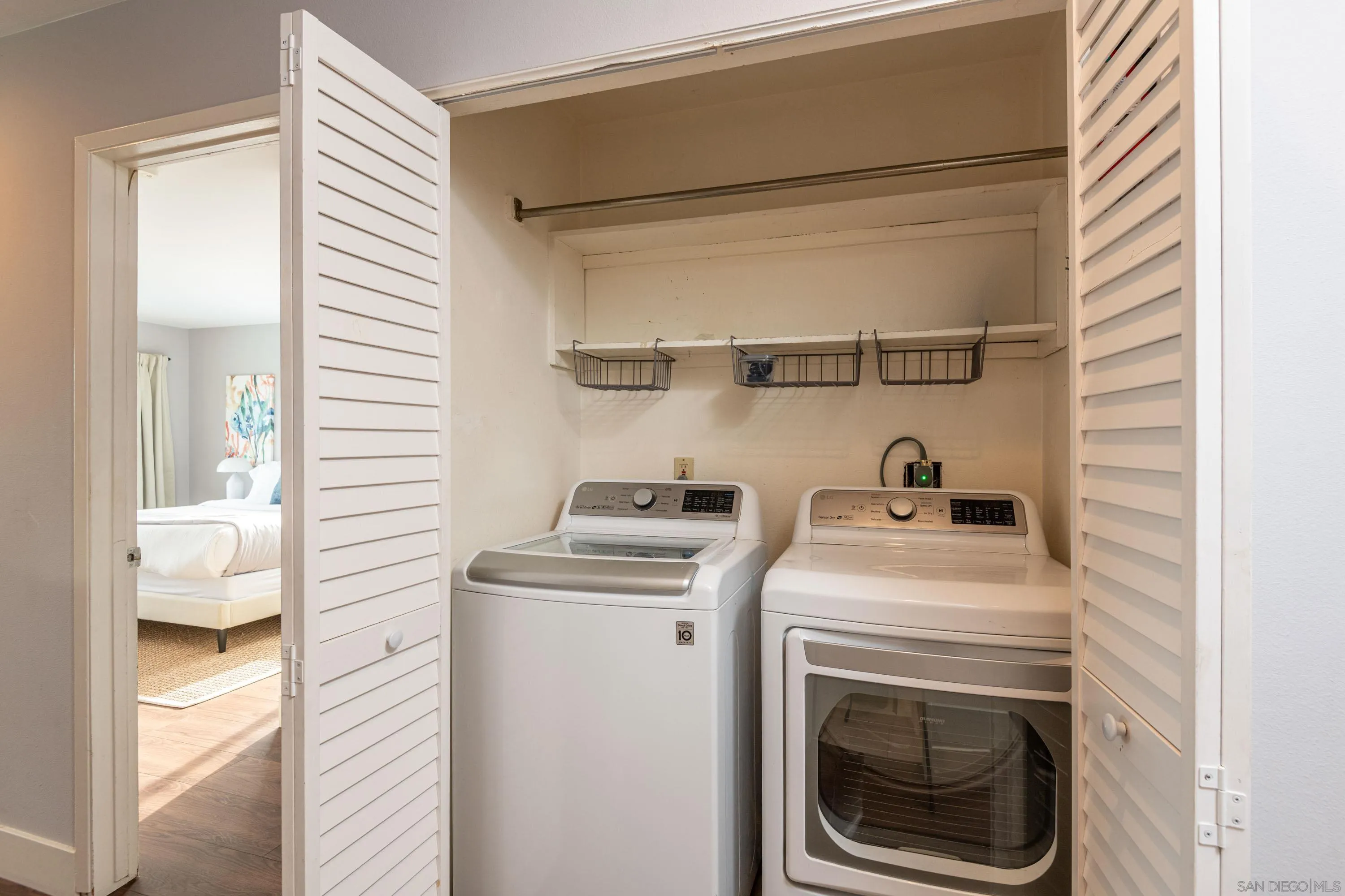 https://cdn.realtyfeed.com/cdn/127/260005312/7b1dfeb3f74a336039f1ab2c7372788a.webp