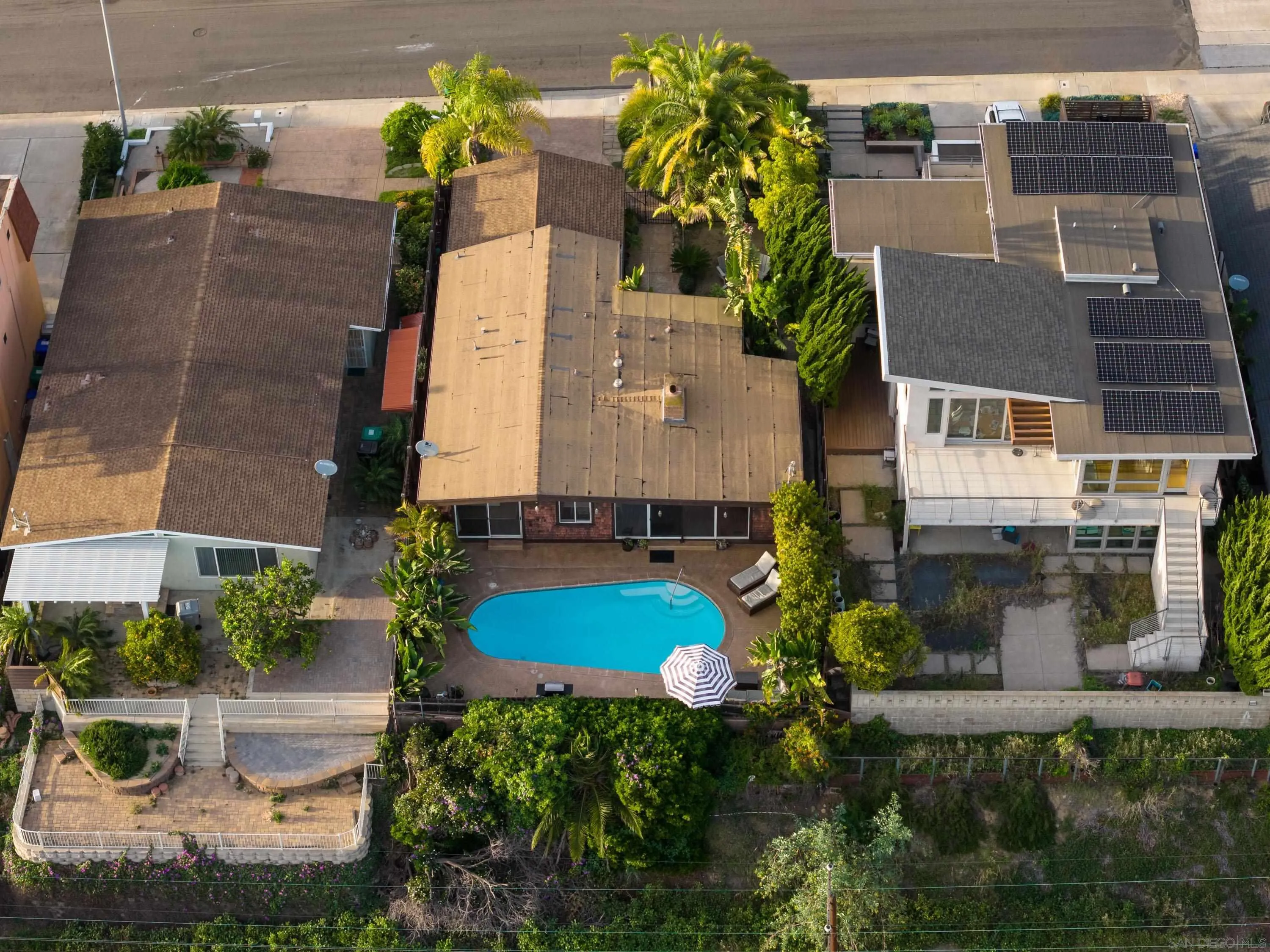 https://cdn.realtyfeed.com/cdn/127/260005312/8aa0dc55718cba556ee07d98bbb3118f.webp