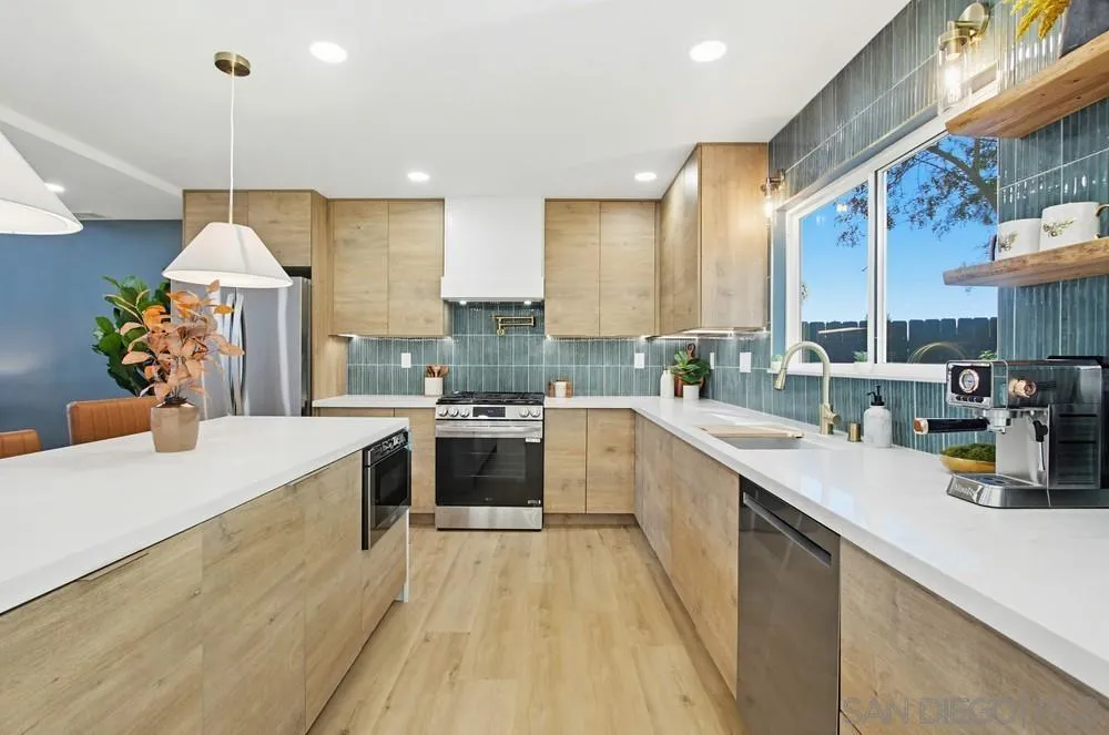 https://cdn.realtyfeed.com/cdn/127/260005316/06e878d58d4e1421a3f248785a11424c.webp