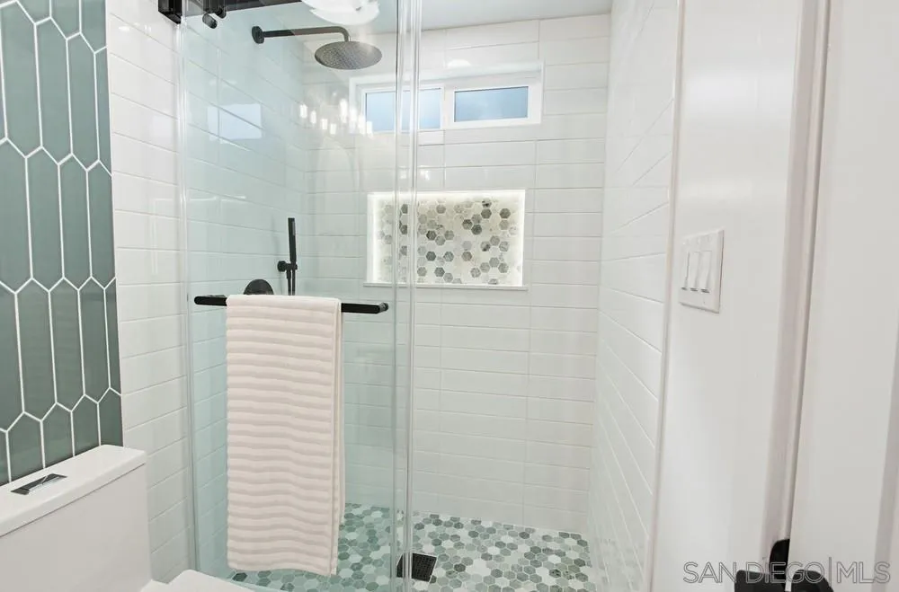 https://cdn.realtyfeed.com/cdn/127/260005316/71d5c909ffbad392707e81857f16064e.webp