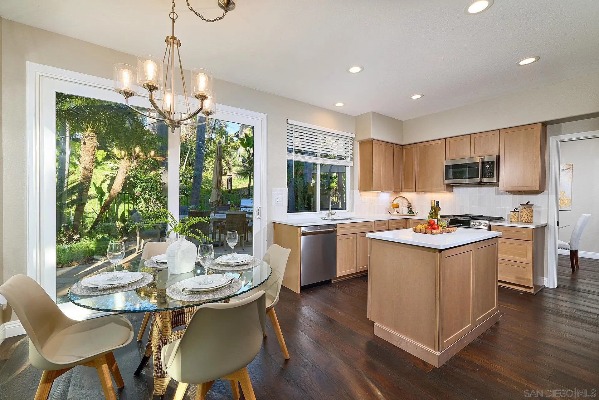 https://cdn.realtyfeed.com/cdn/127/260005318/010798016ce95e1b8d57202c7bba1628.webp