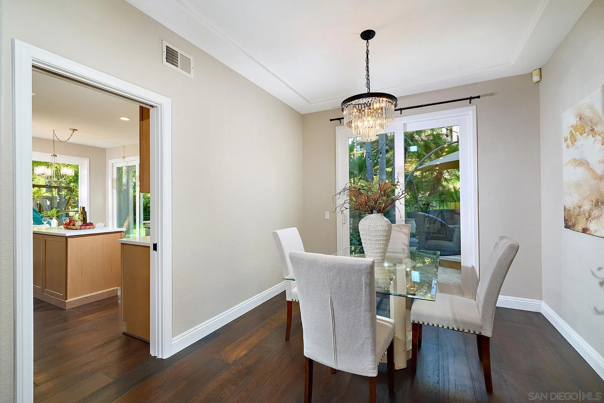 https://cdn.realtyfeed.com/cdn/127/260005318/4b6efa6dd7cc5fb182481cf0115f2383.webp