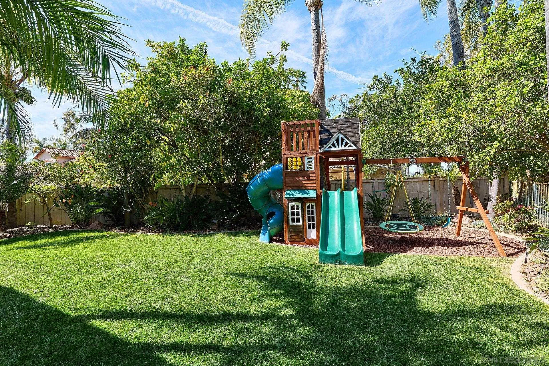 https://cdn.realtyfeed.com/cdn/127/260005318/b3cefb48335a7a819217ec8f44ddb774.webp