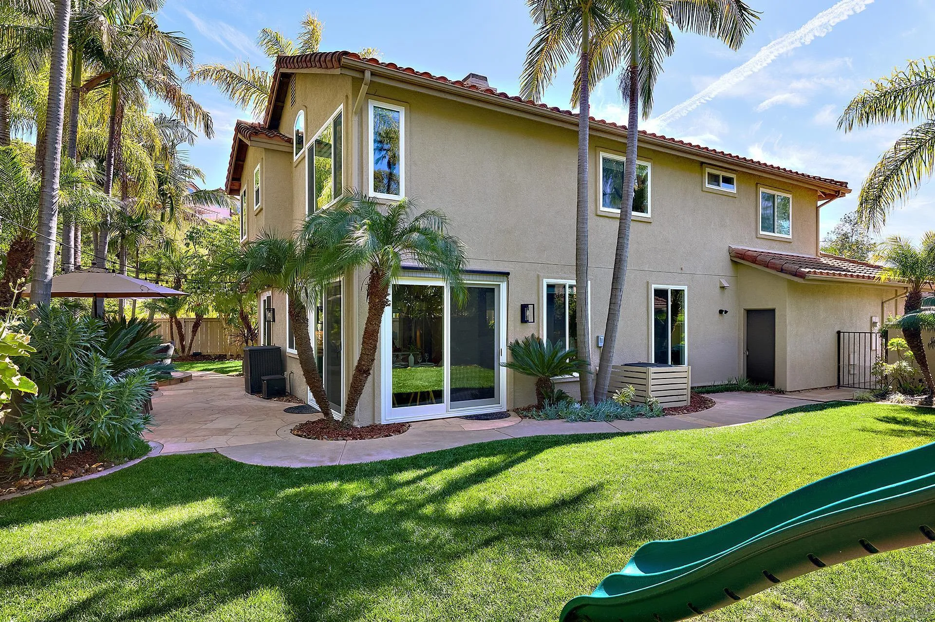 https://cdn.realtyfeed.com/cdn/127/260005318/b4a8a37d24354cc88010a3aceb239684.webp