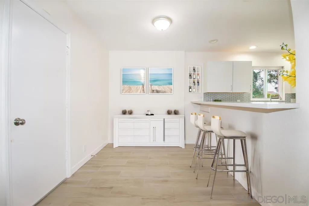 https://cdn.realtyfeed.com/cdn/127/260005323/286d8d670afcd11f77d28aa15e81d7bd.webp