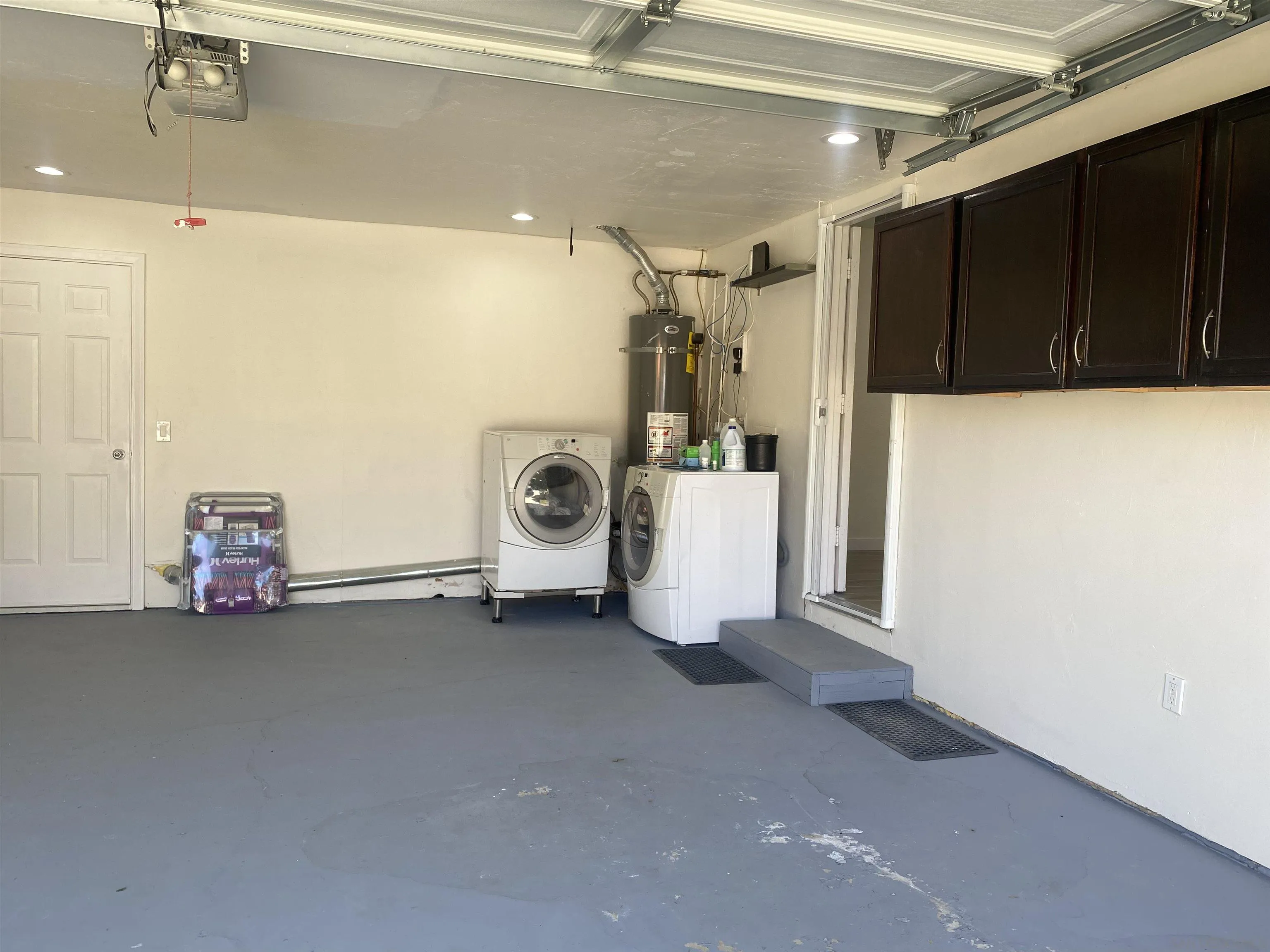 https://cdn.realtyfeed.com/cdn/127/260005323/a794443cda7b64af6adaa435d29fd3c6.webp