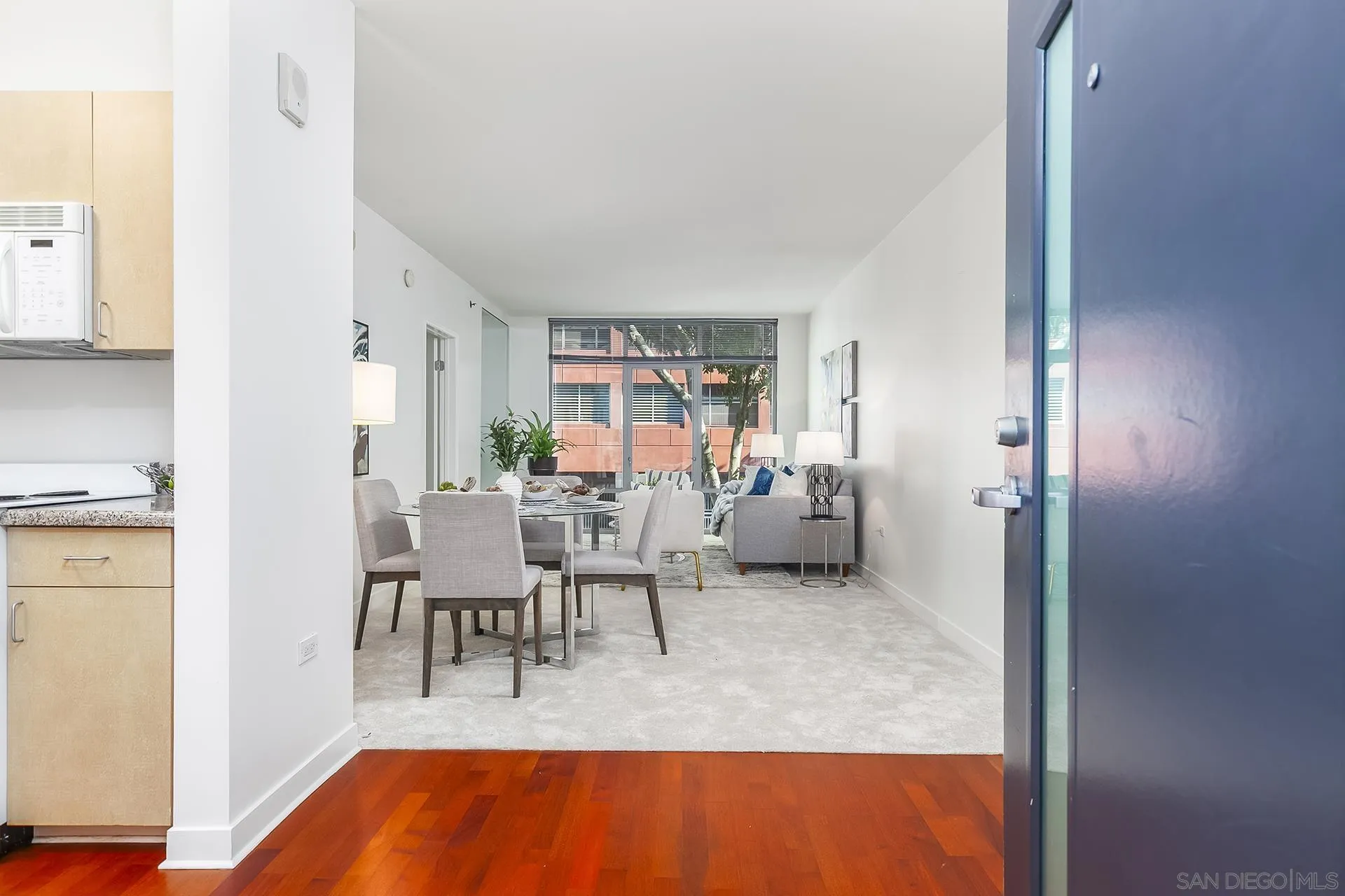 Photo #1: 260005326 Listing: Photo #1