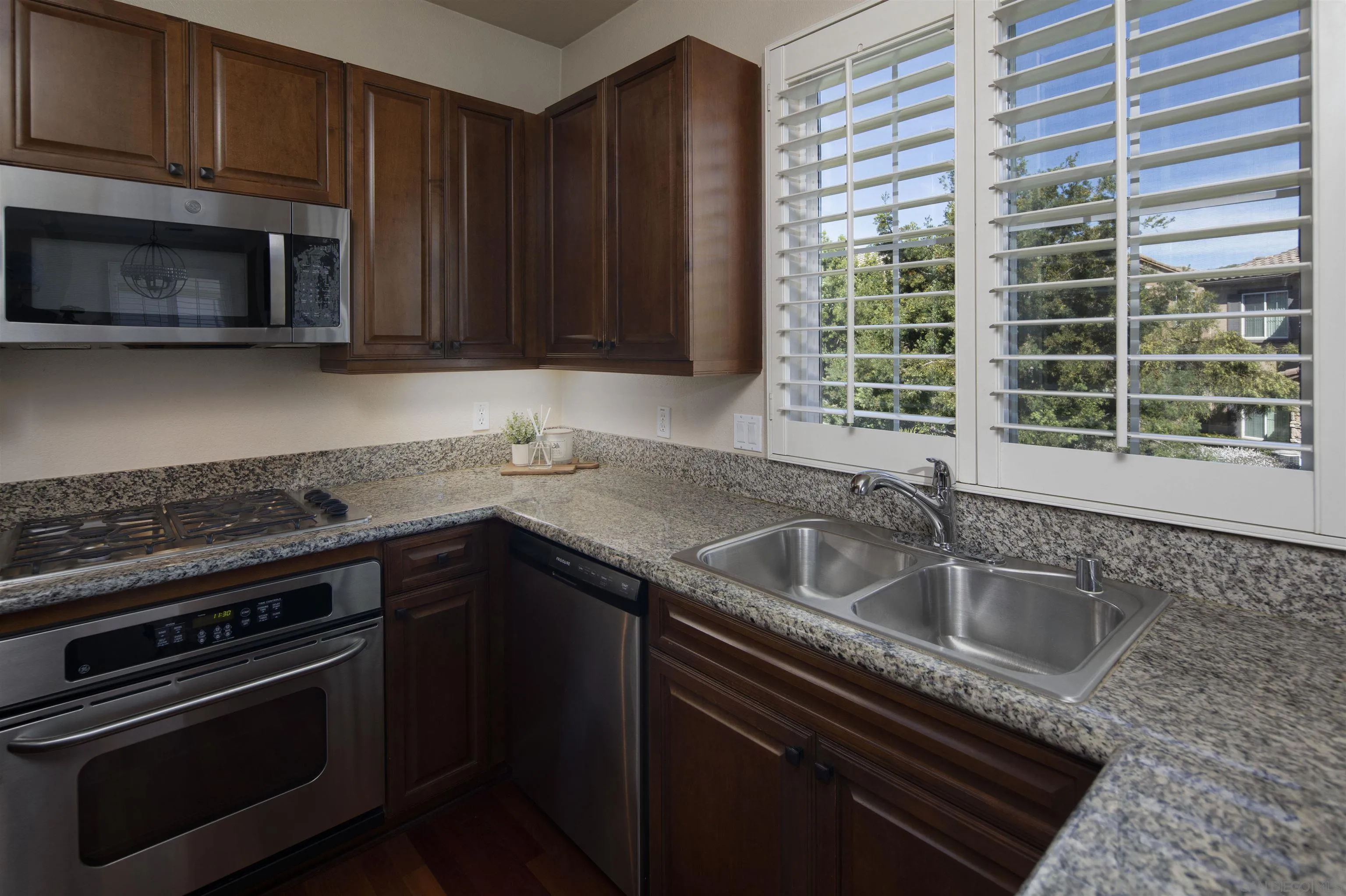 Photo #13: 260005332 Listing: Photo #13