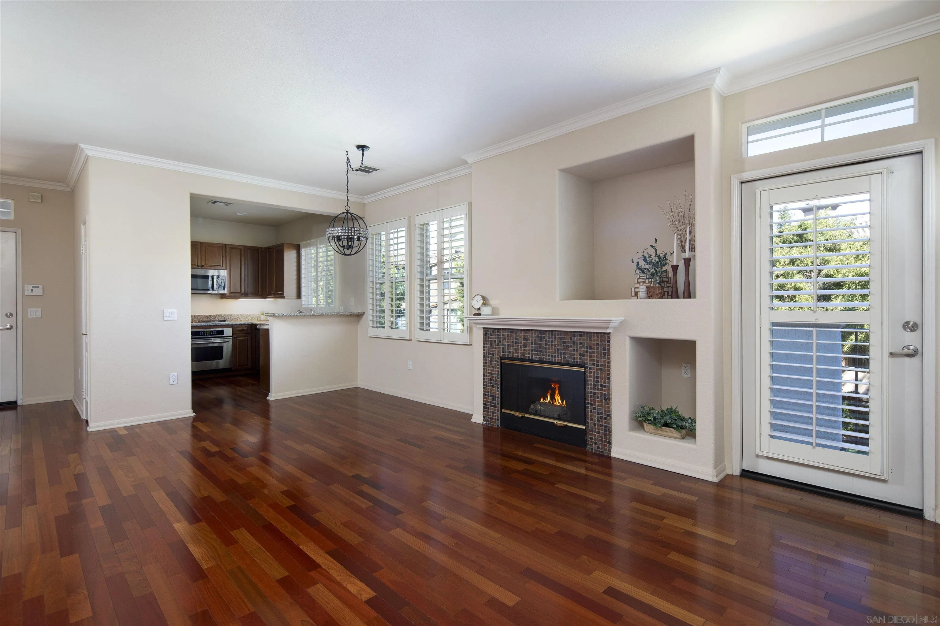 Photo #7: 260005332 Listing: Photo #7