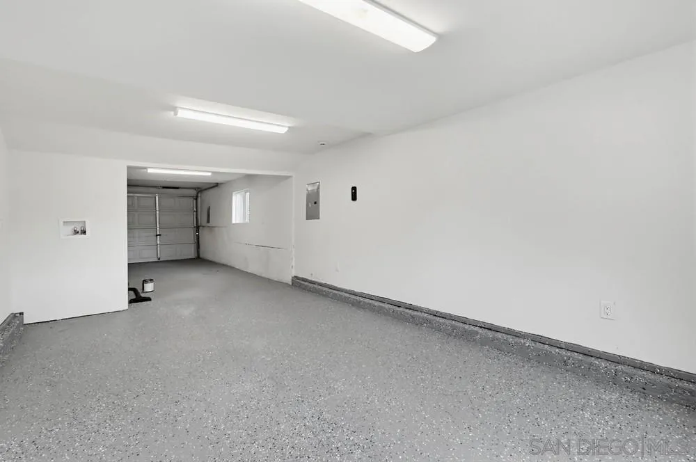 https://cdn.realtyfeed.com/cdn/127/260005333/d22d2320990b28954b31ffba6516854d.webp