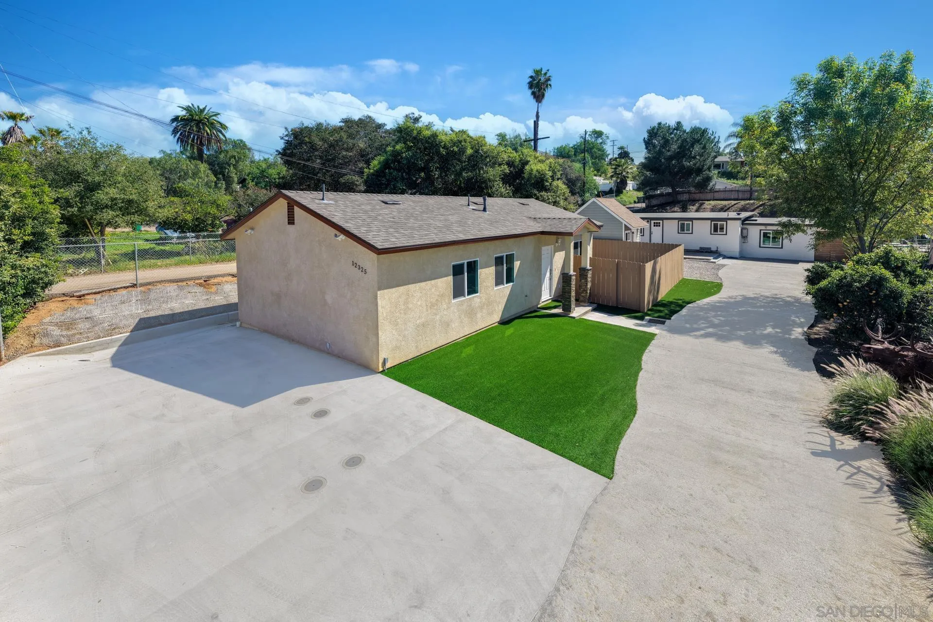 https://cdn.realtyfeed.com/cdn/127/260005336/18d5c8af4acd9493387189ac81d7dd96.webp