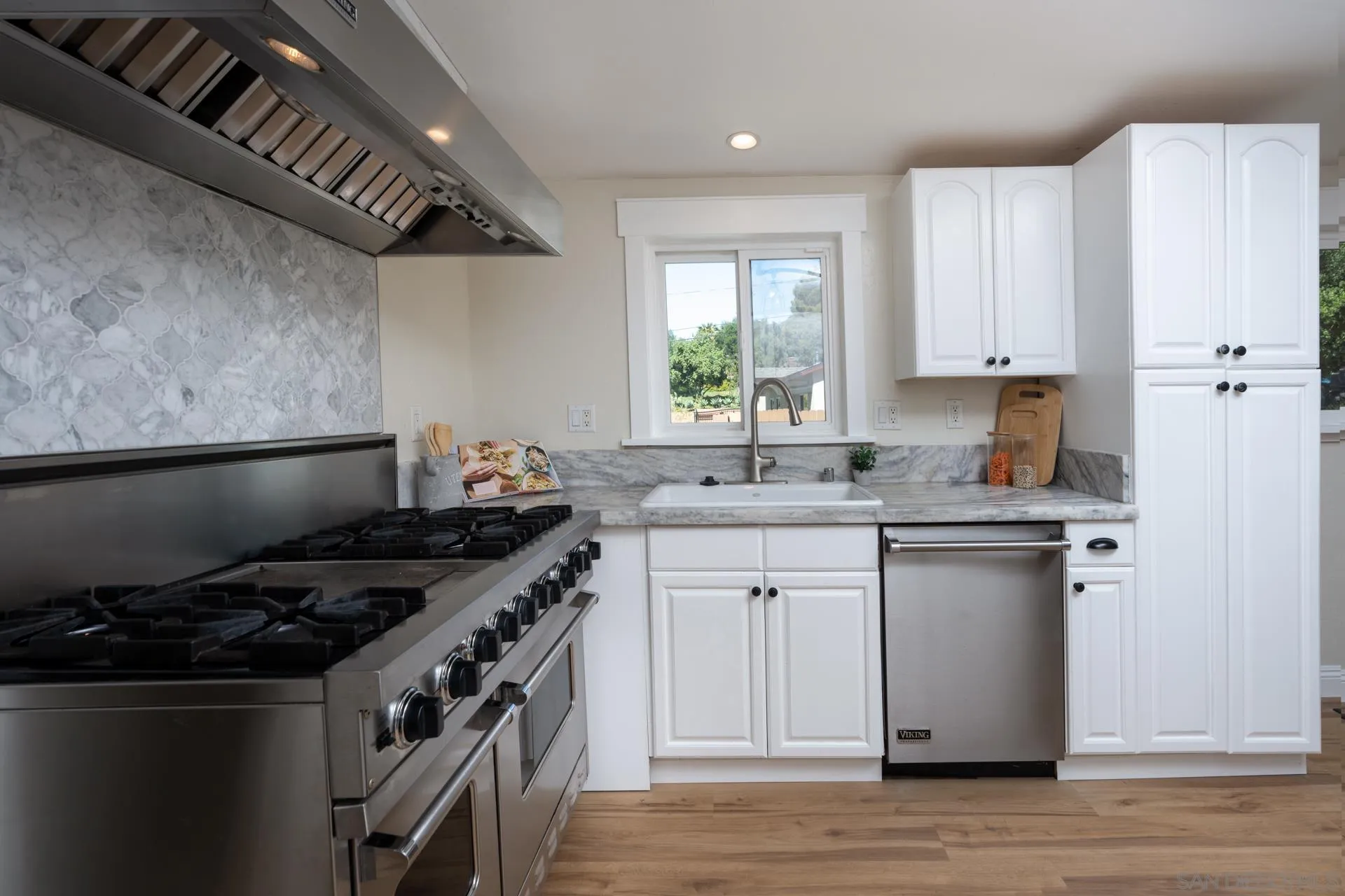 https://cdn.realtyfeed.com/cdn/127/260005336/b1c62fd77af8acd849d86261f344673b.webp