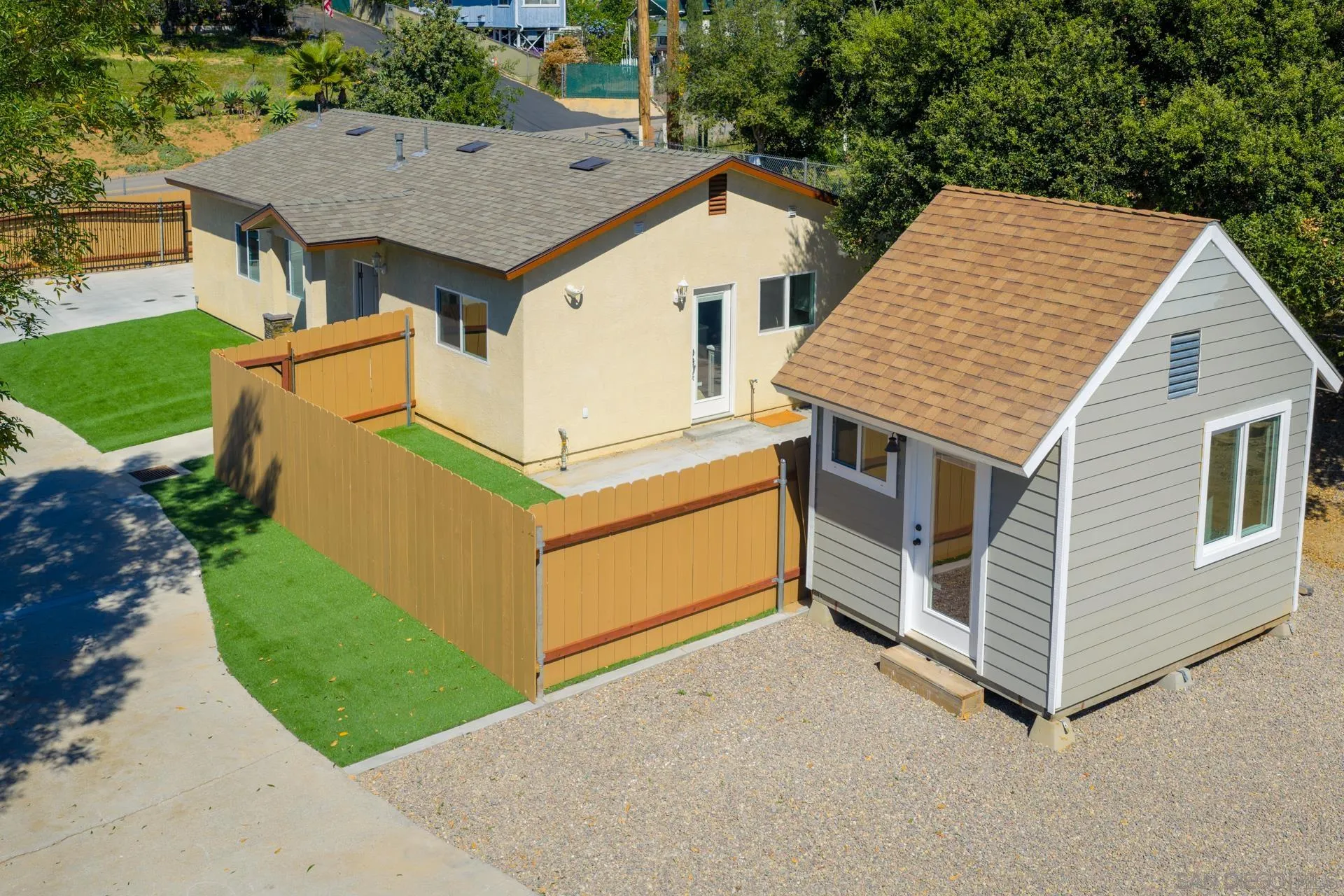 https://cdn.realtyfeed.com/cdn/127/260005336/f2435a7964f8635d9a03a37ab434534a.webp