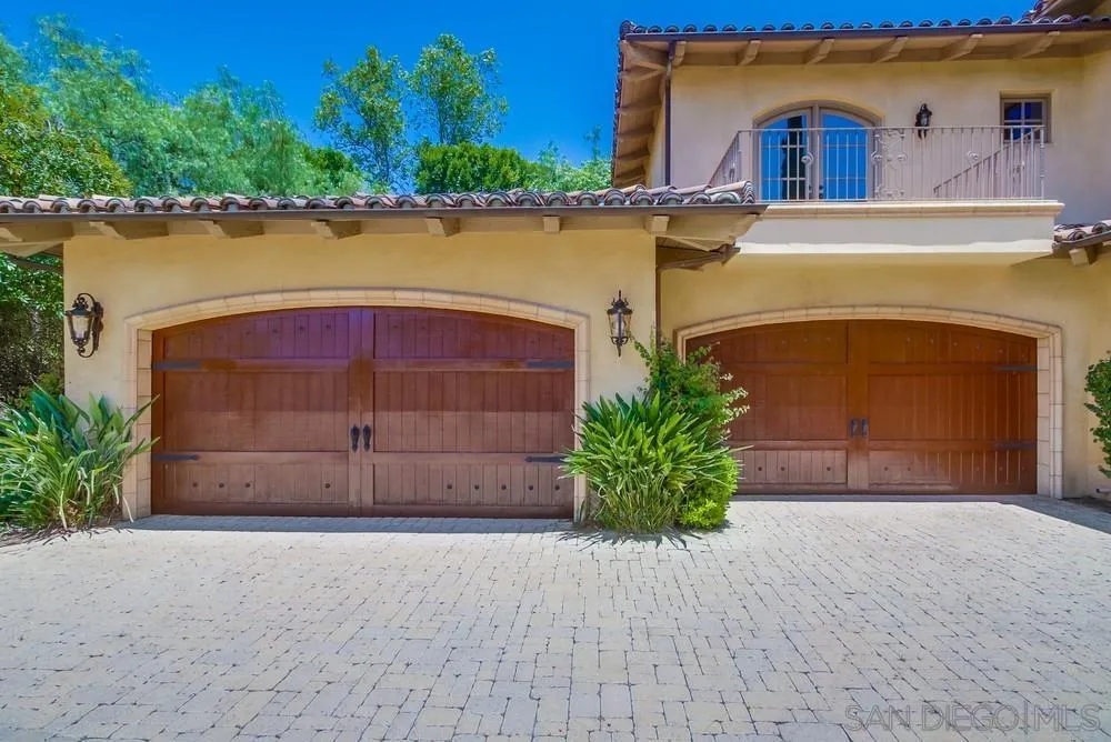 https://cdn.realtyfeed.com/cdn/127/260005337/191a272d396176739d42a07bcd125fc7.webp
