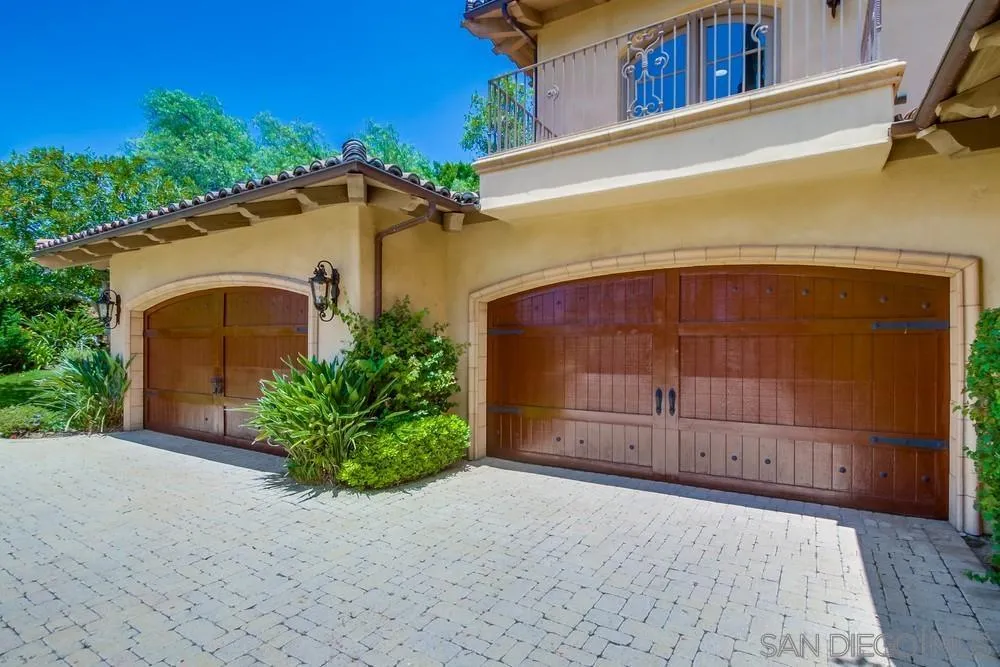 https://cdn.realtyfeed.com/cdn/127/260005337/1def6f7ec612e0212954f8ee02be4661.webp
