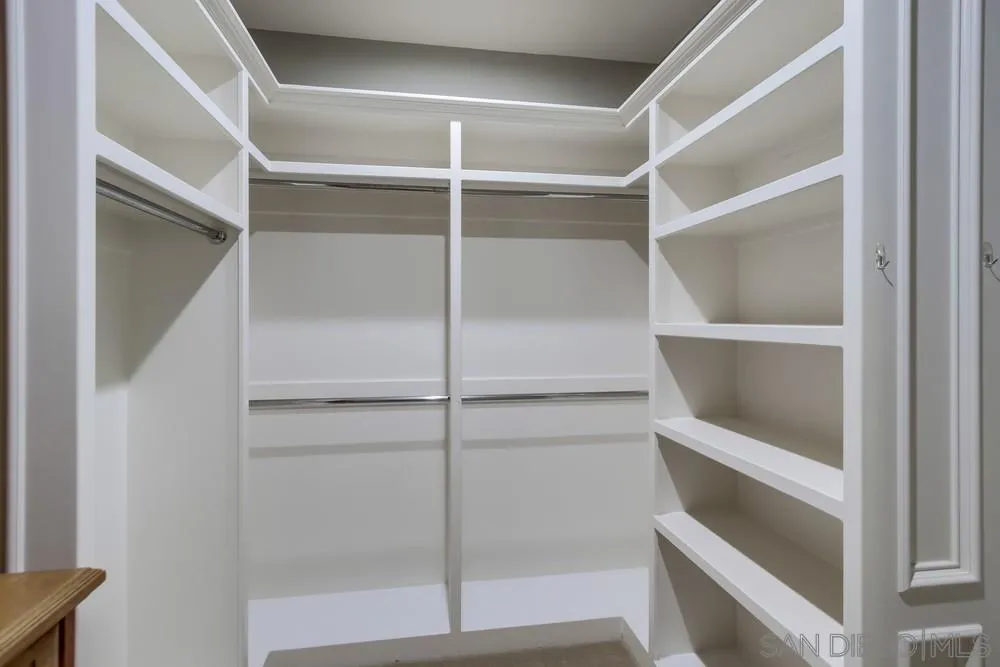 https://cdn.realtyfeed.com/cdn/127/260005337/8d36c947f75f0065abc779918c560014.webp