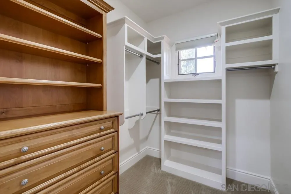 https://cdn.realtyfeed.com/cdn/127/260005337/e75092339f4ffd22acf96c58255a7c79.webp