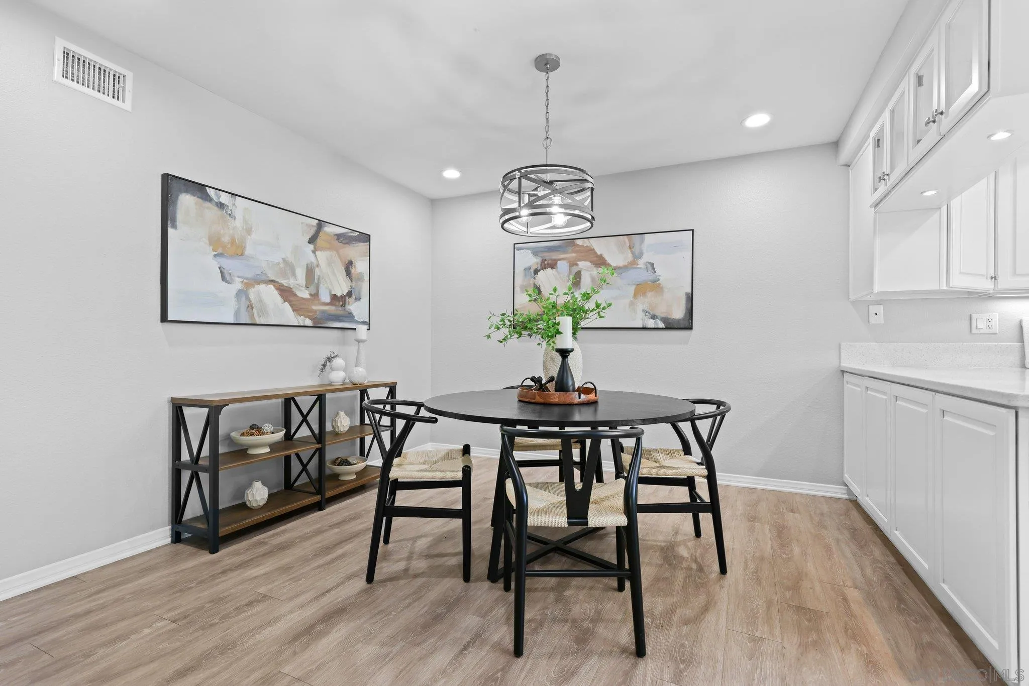 Photo #7: 260005339 Listing: Photo #7